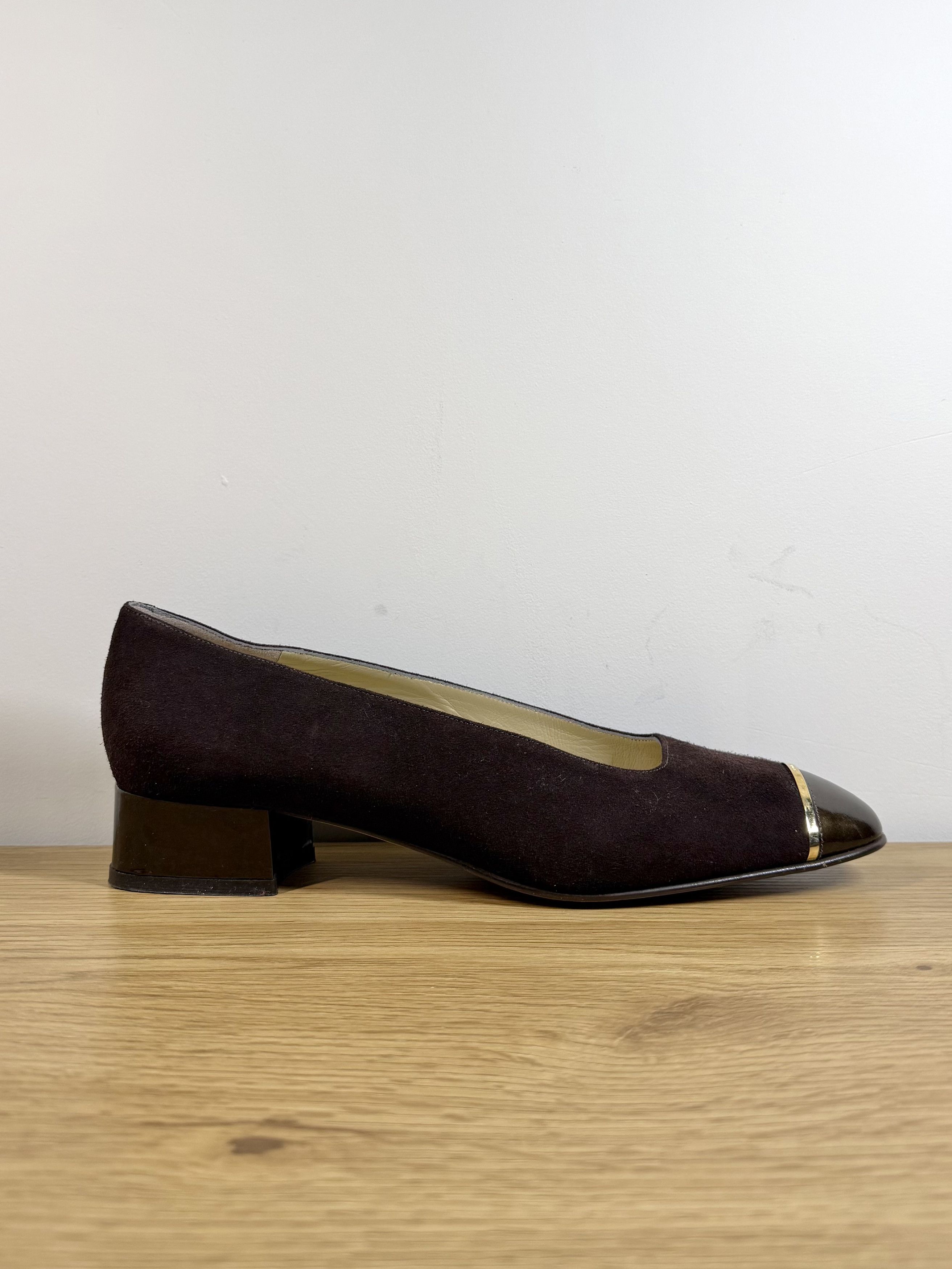 Bally Women's Vintage Bally Pumps Loafers US8/39 Size US 8 / IT 38 - 12 Thumbnail