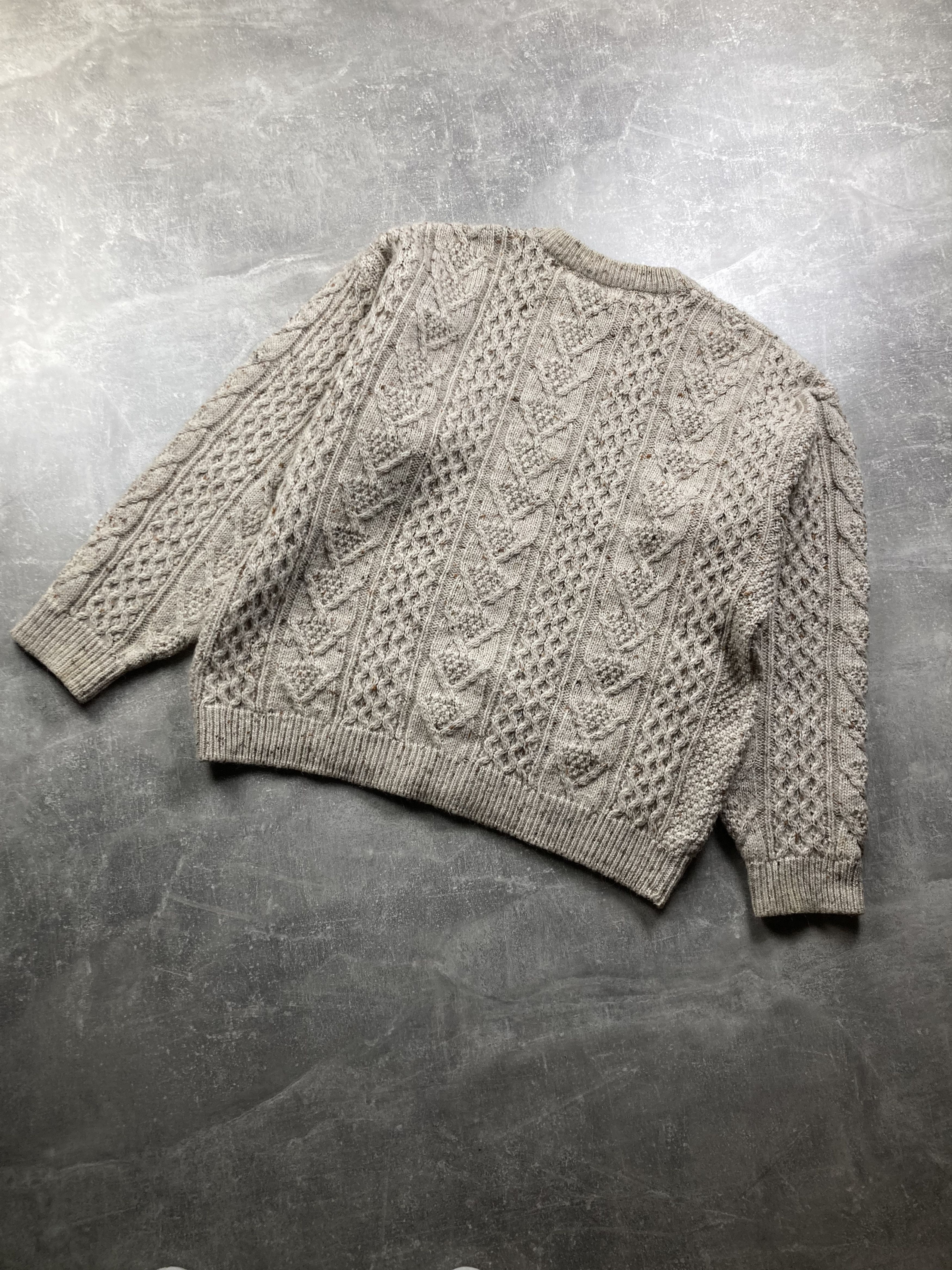 Vintage Vintage Irish Wool hand knitted beige aran sweater italy Size US L / EU 52-54 / 3 - 4 Thumbnail
