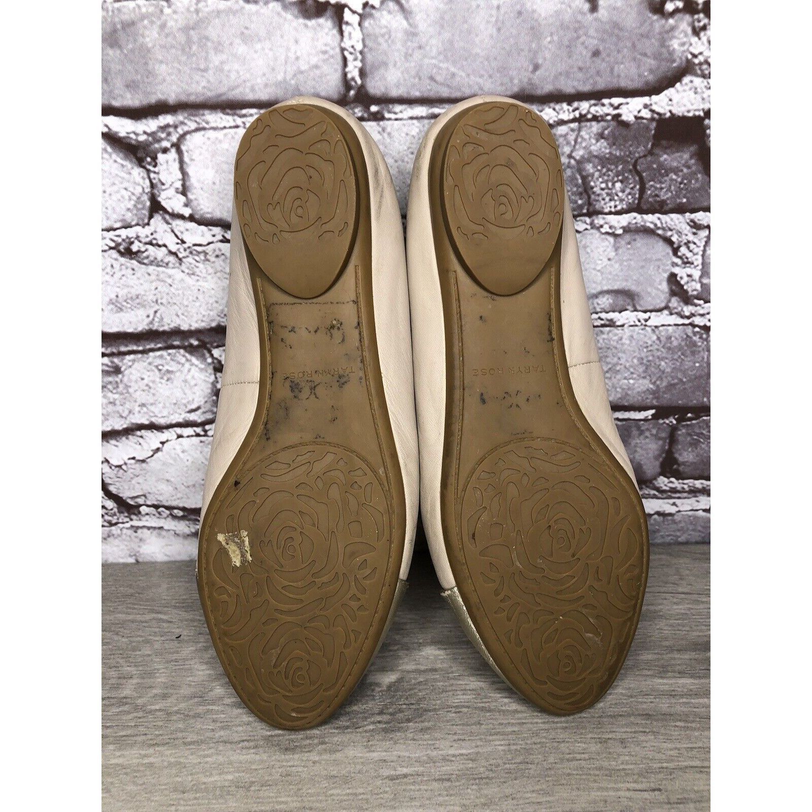 Other Taryn Rose Nude Pink Leather Gold Cap Toe Ballet Flats Women Size US 8.5 / IT 38.5 - 14 Thumbnail