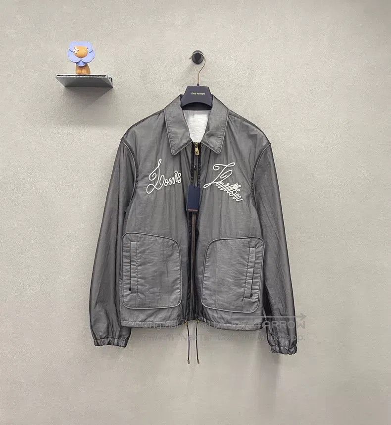Louis Vuitton Louis Vuitton Embroidered monogram logo grey jacket Size US M / EU 48-50 / 2 - 1 Thumbnail