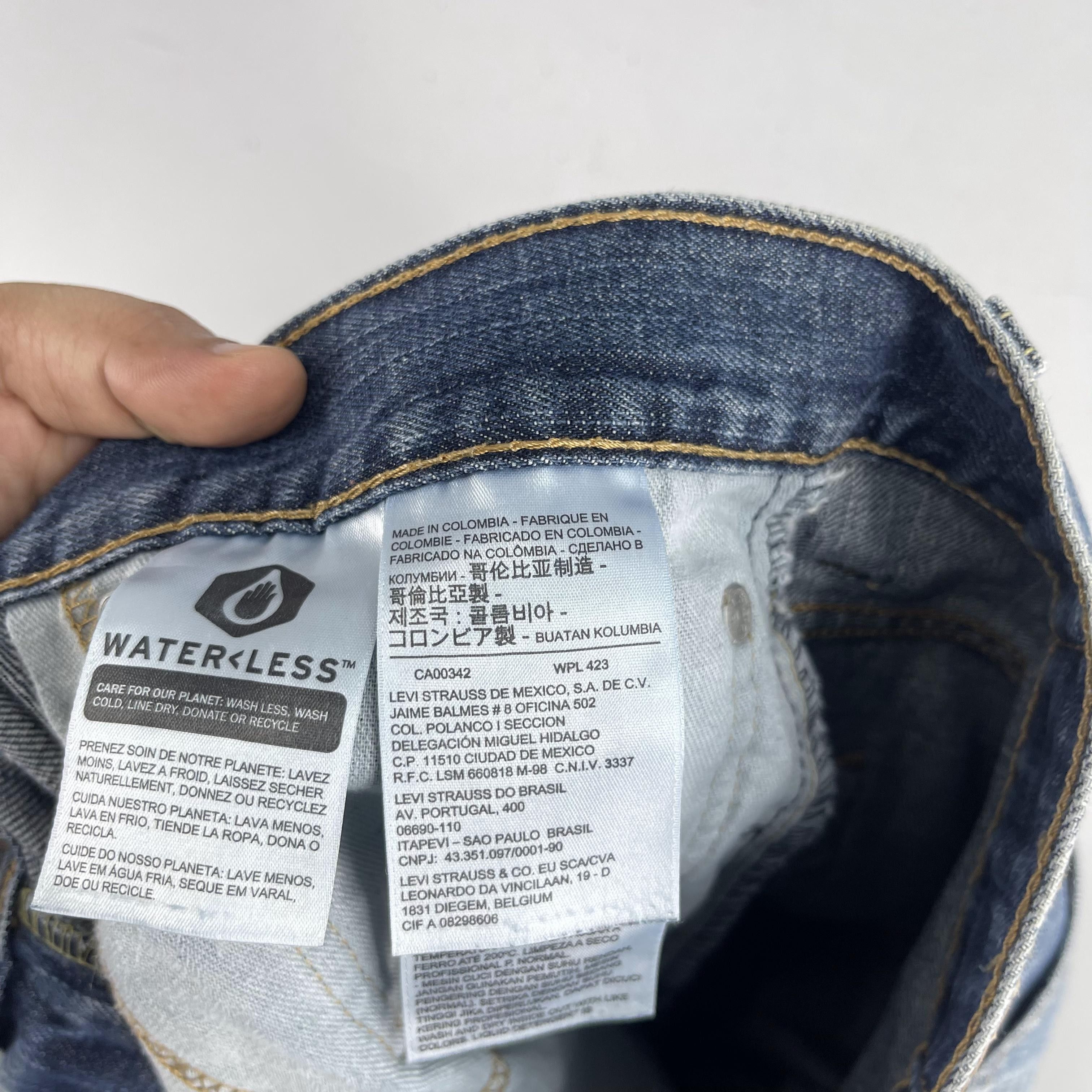 Levi's × Vintage W35 L31 Vintage Levis 569 Distressed Medium Washed Jeans Size US 35 - 6 Thumbnail