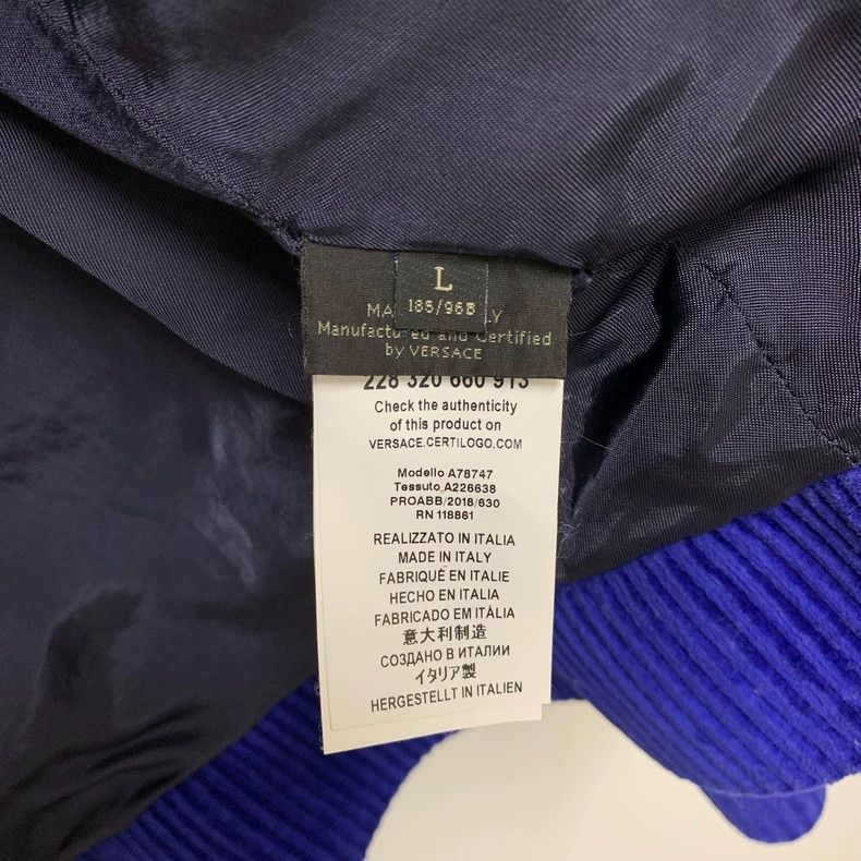 Versace Versace Baroque print zippered baseball uniform long sleev Size US L / EU 52-54 / 3 - 4 Thumbnail