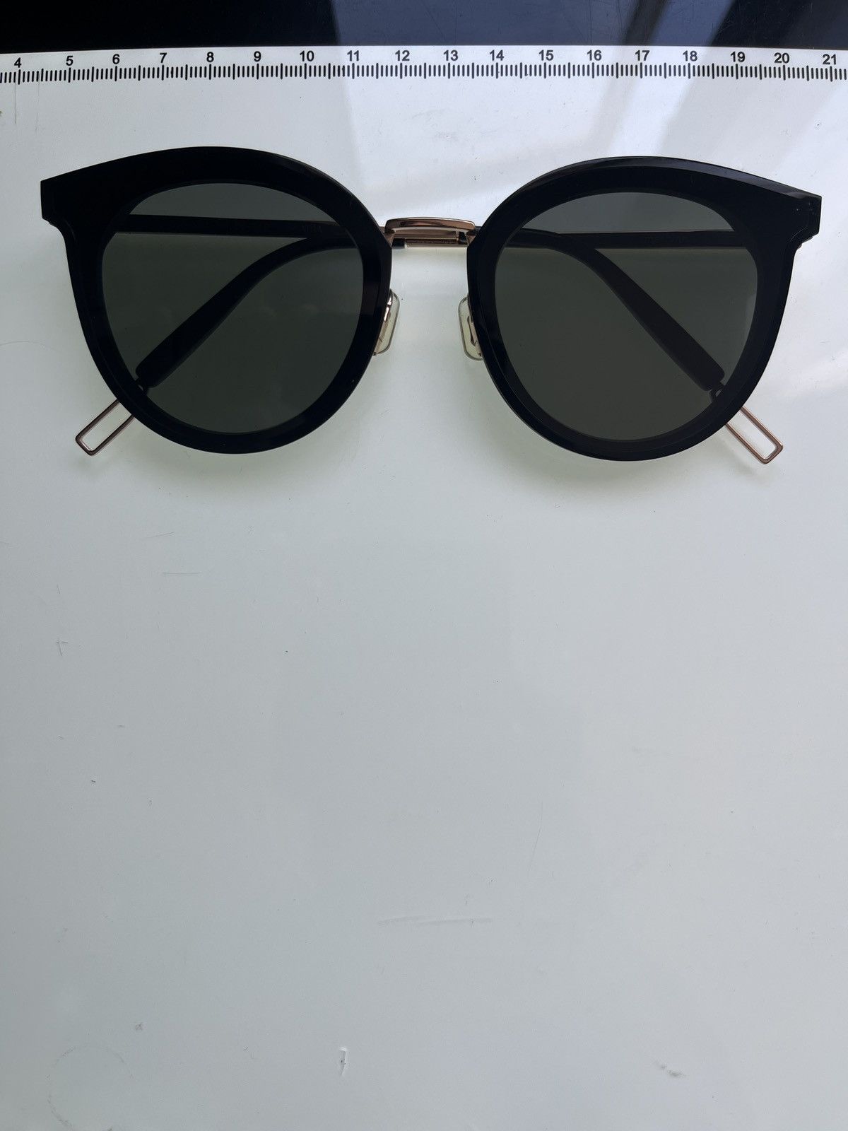 Gentle Monster Gentle Monster Two-Tone Sunglasses Size ONE SIZE - 7 Thumbnail
