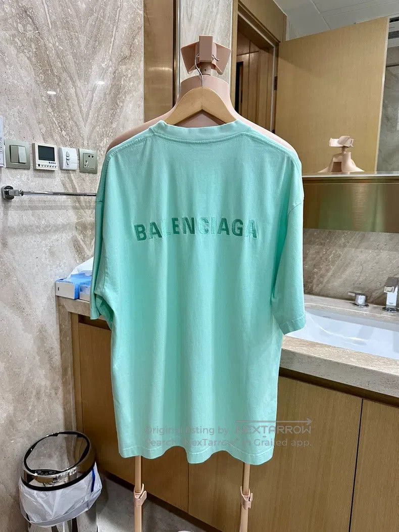 Balenciaga Balenciaga Mint Green Embroidered Logo Short Sleeve T-Shir Size US S / EU 44-46 / 1 - 1 Thumbnail