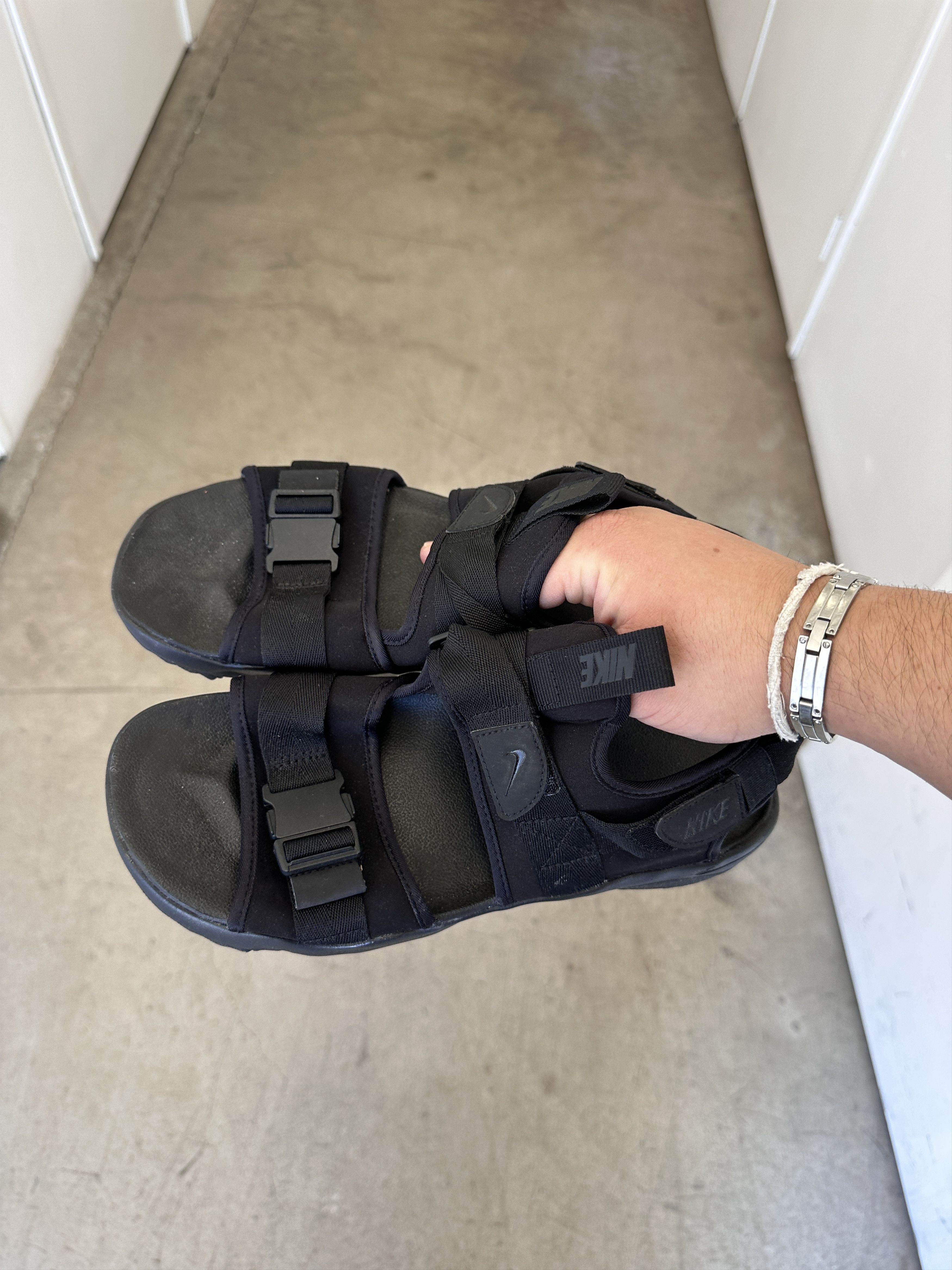 Nike Nike sandals with runner sole. 820. Size US 10 / EU 43 - 2 Thumbnail