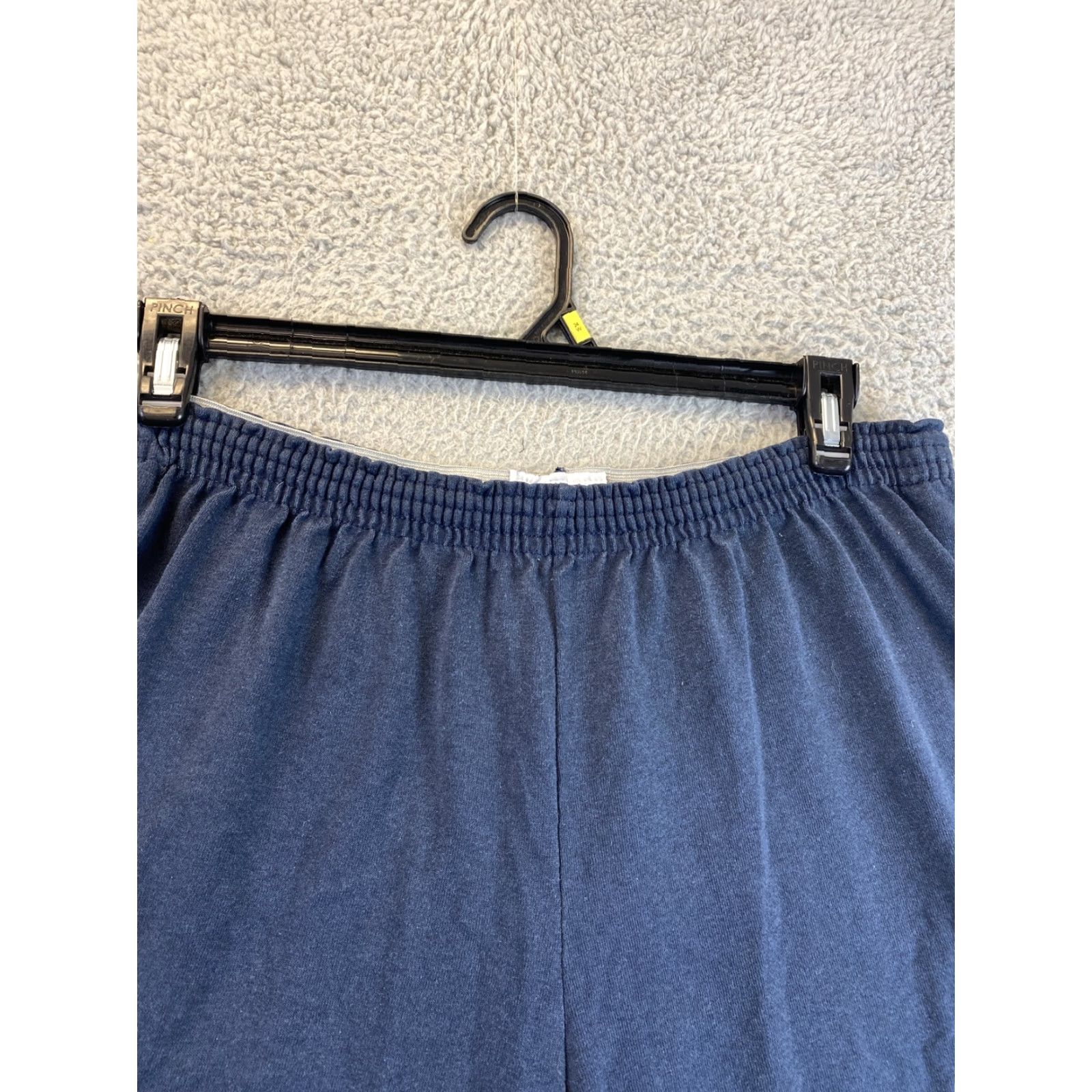Champion Champion athletic shorts men’s XL blue elastic waist 31-72 / athletic elastic waist Champion 31-72 XL blue shorts men’s athletic Size US 36 / EU 52 - 3 Thumbnail