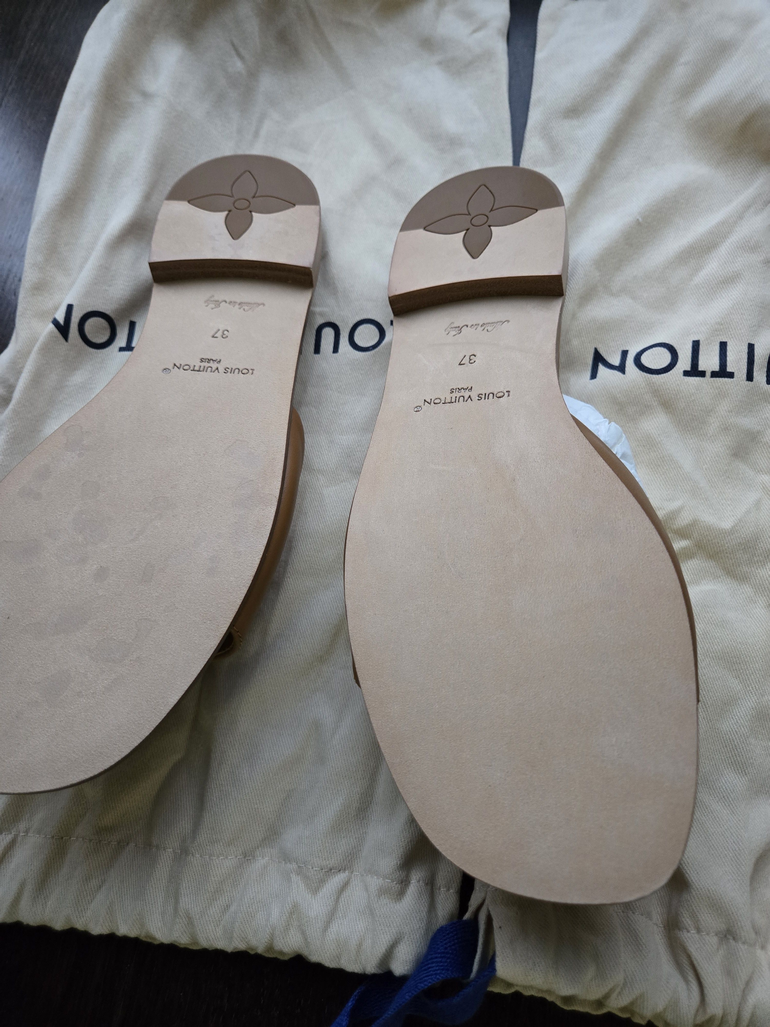 Louis Vuitton LOUIS VUITTON Brand New Size 37 Flats Size US 7 / IT 37 - 6 Thumbnail