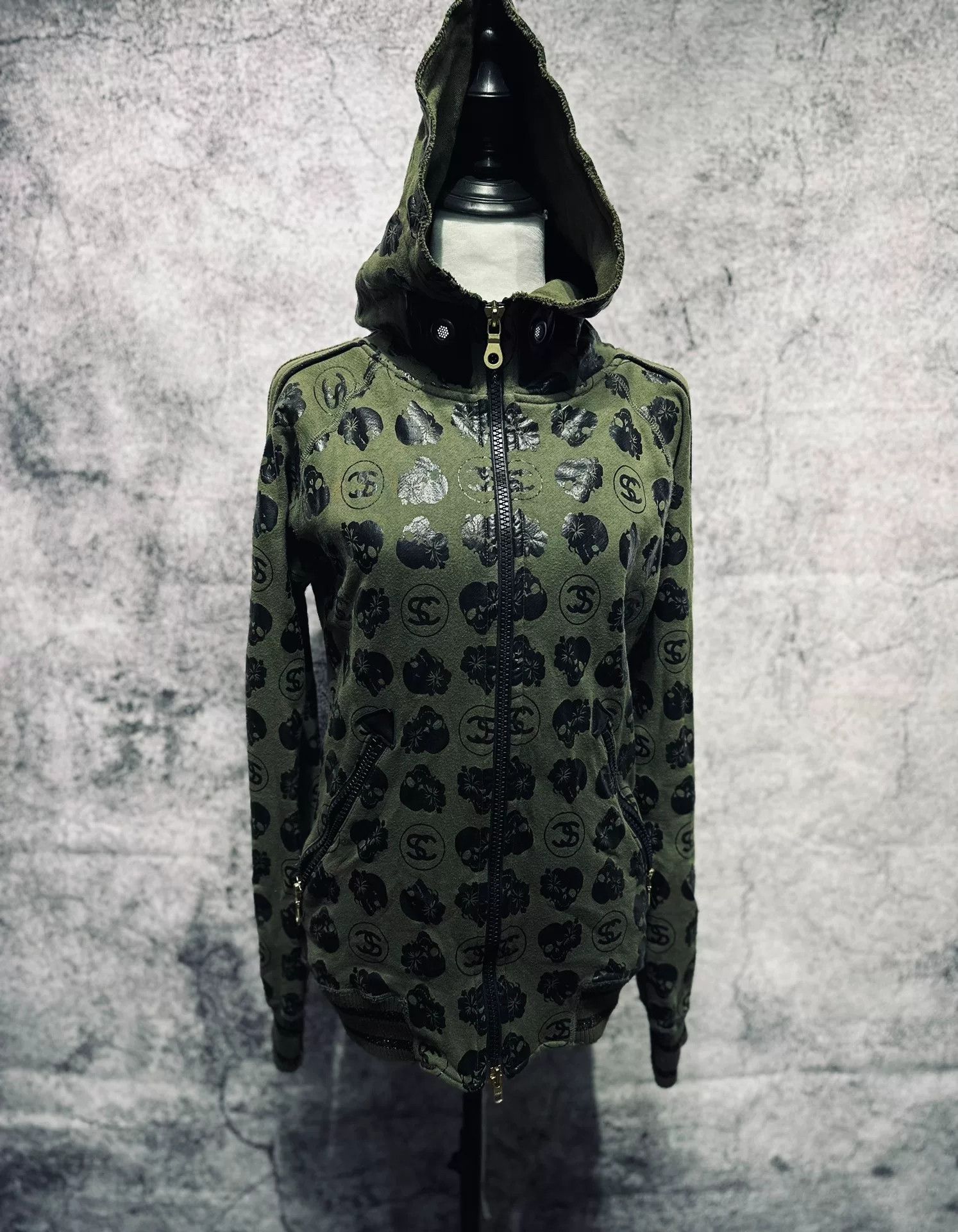 FranCisT MOR.K.S LGB Cowhide Hooded Parka by FRANCIST_MOR.K.S Size US M / EU 48-50 / 2 - 1 Thumbnail