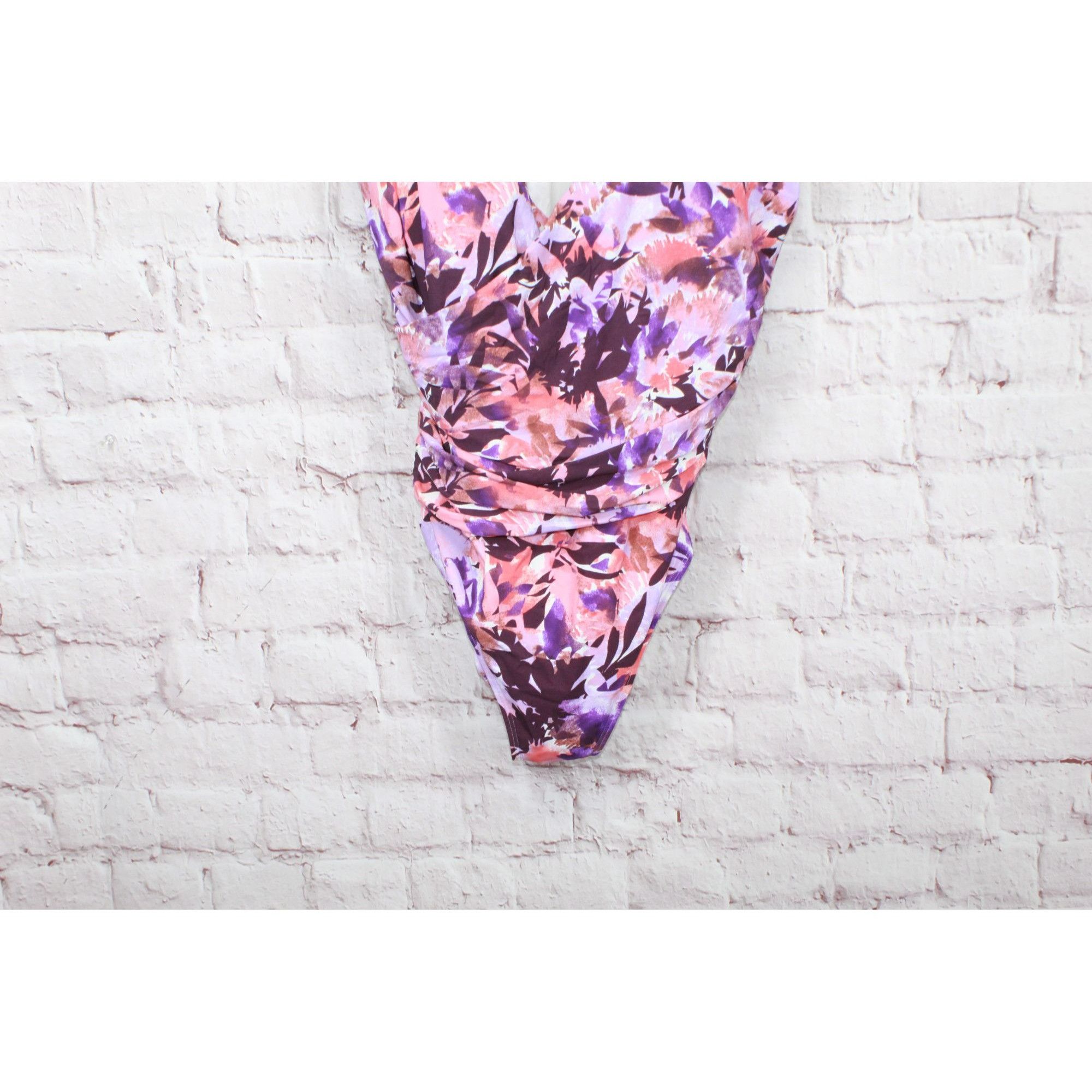 L.L. Bean LL Bean Slimming Swimwear Tanksuit Print Flowers Size XXL / US 16-18 / IT 52-54 - 3 Thumbnail