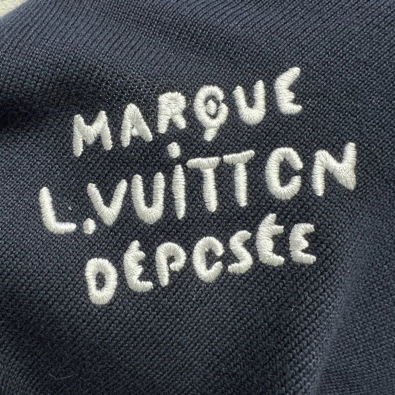 Louis Vuitton louis vuitton size 4l Knitted button front embroidered knit Size US XXL / EU 58 / 5 - 6 Thumbnail