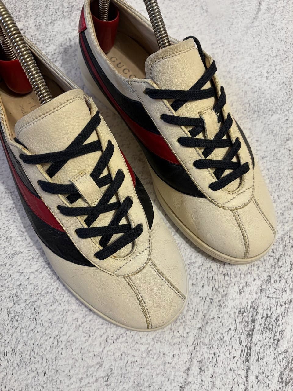 Gucci Gucci Falacer Hebron Bee Embroidery Leather Low Top Sneakers Size US 7 / EU 40 - 3 Thumbnail