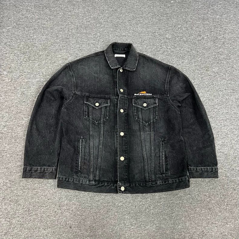 Balenciaga Balenciaga Year of Tiger Denim Jacket - dmc Size US XS / EU 42 / 0 - 1 Thumbnail