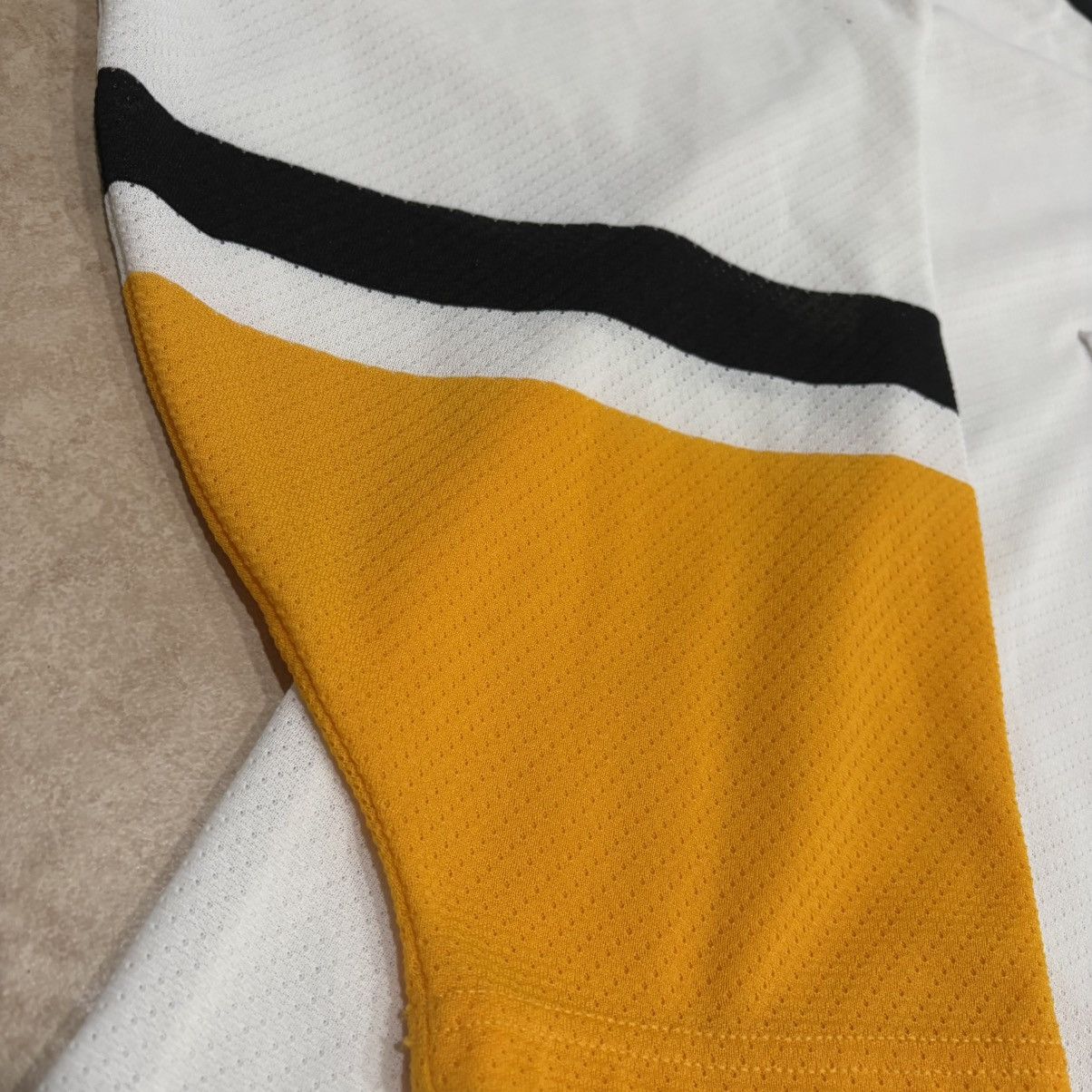 NHL Vintage CCM Pittsburgh Penguins Robo Penguin NHL Jersey Size US L / EU 52-54 / 3 - 5 Thumbnail