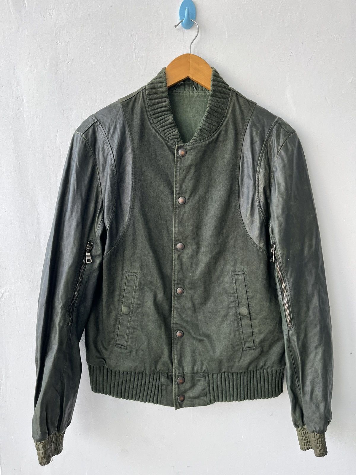 Balmain Rare Balmain Military Green Teddy Bomber chirtophe decarnin Size US M / EU 48-50 / 2 - 1 Thumbnail
