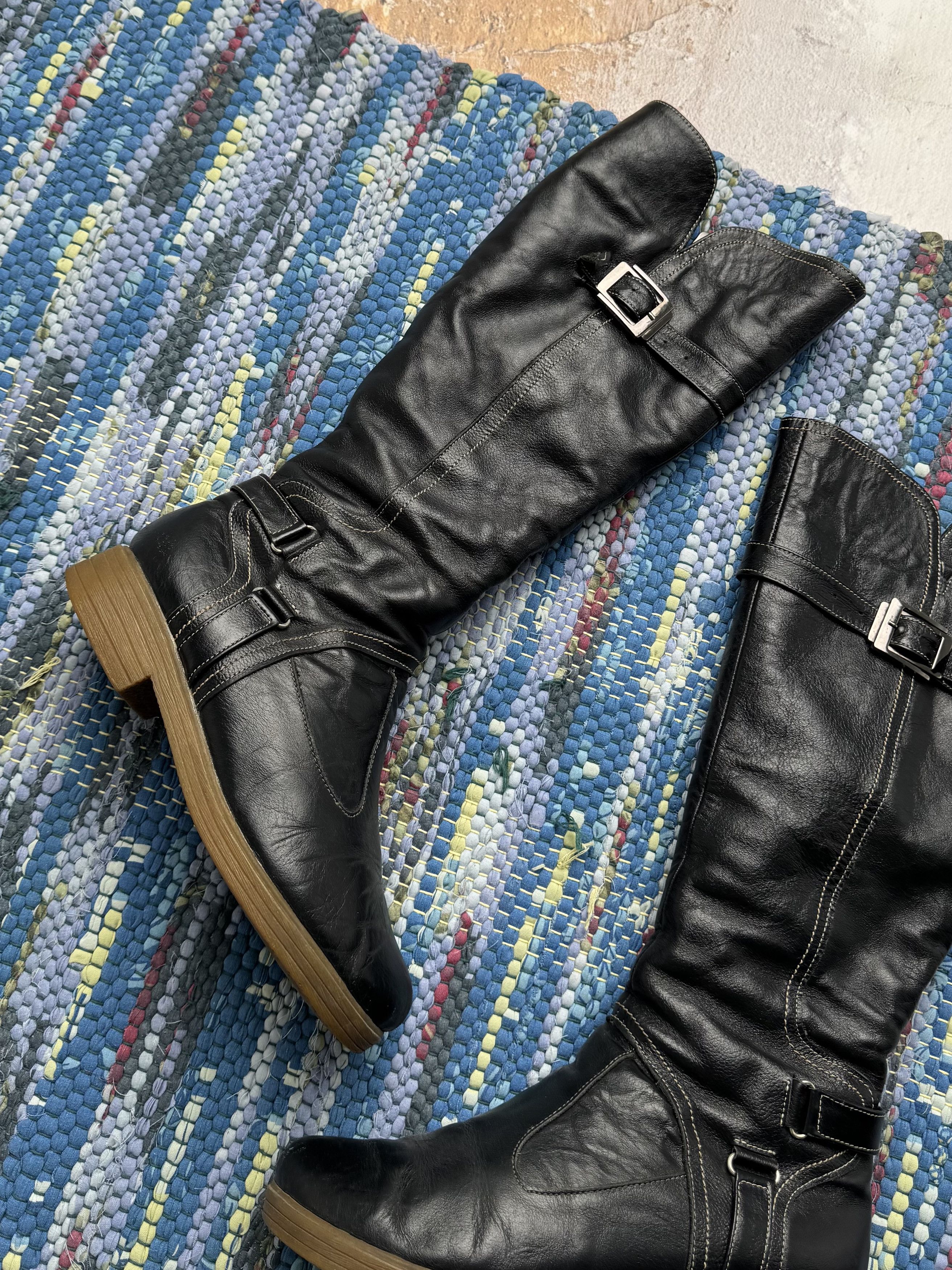 Vintage Vintage Leather Boots With Belt A8D15(V8) Size US 8 / IT 38 - 2 Thumbnail