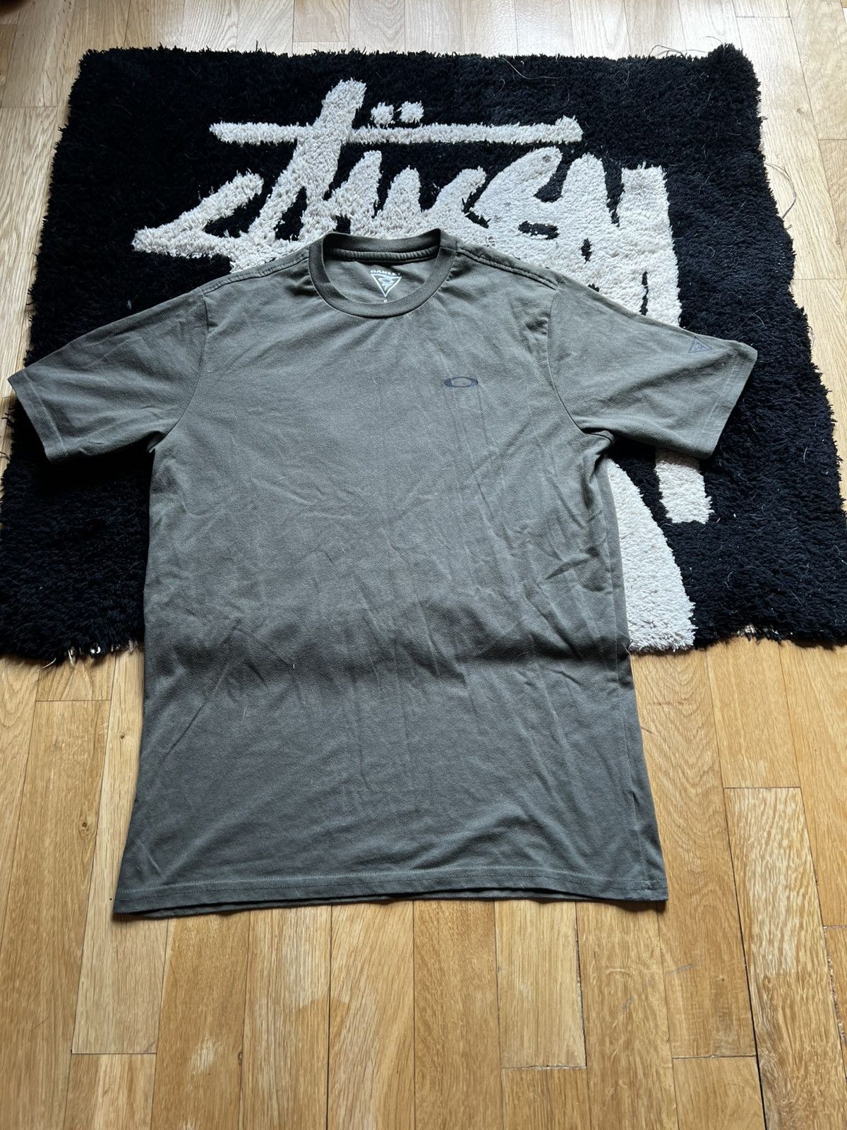 Oakley × Vintage Vintage Oakley T-shirt Tee Big American Flag Logo Size US S / EU 44-46 / 1 - 4 Thumbnail