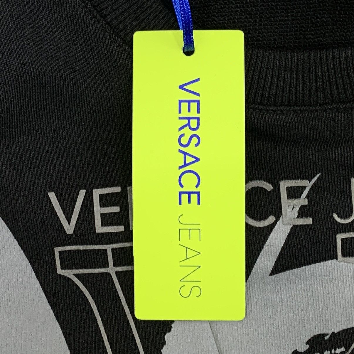 Versace Versace Black Logo Printed Long Sleeve Sweatshirt K26WX Size US M / EU 48-50 / 2 - 7 Thumbnail
