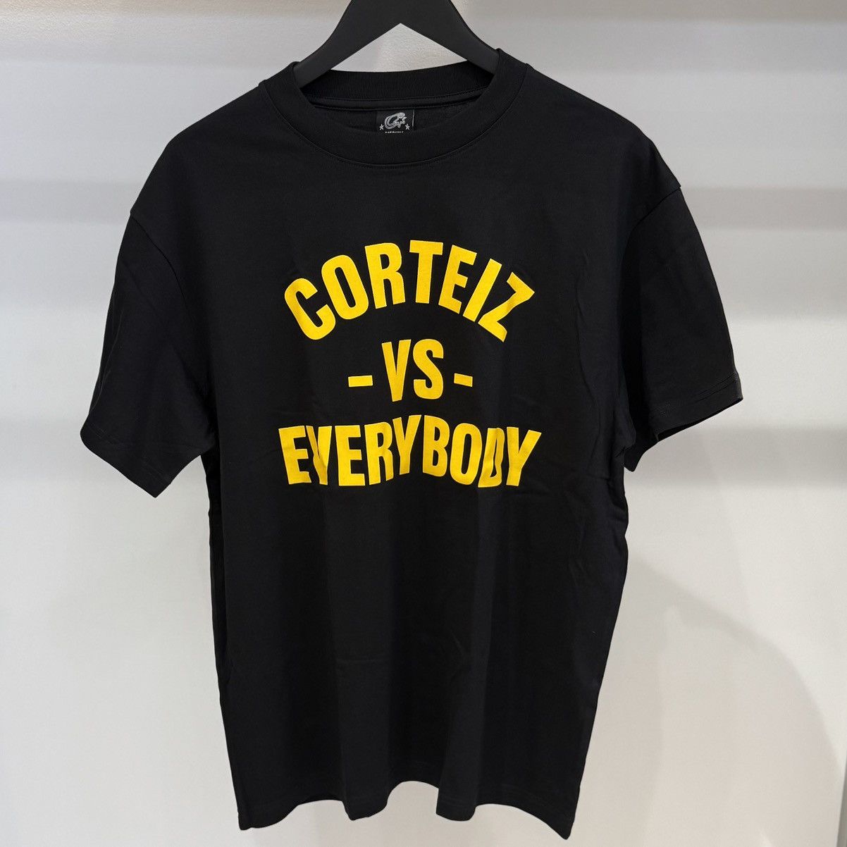 Corteiz Corteiz Vs Everybody Tee Size US M / EU 48-50 / 2 - 1 Thumbnail