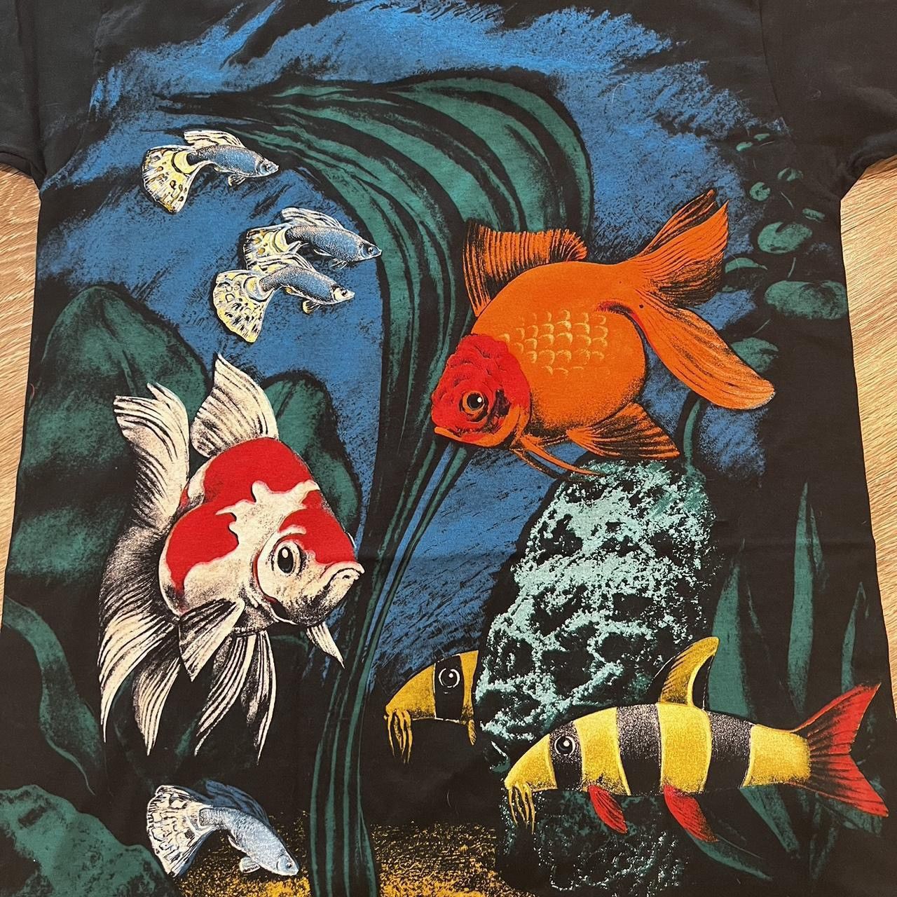 Other New Vintage 90s Fish Aquarium Sea Creature AOP Large T-Shirt Size US L / EU 52-54 / 3 - 3 Thumbnail