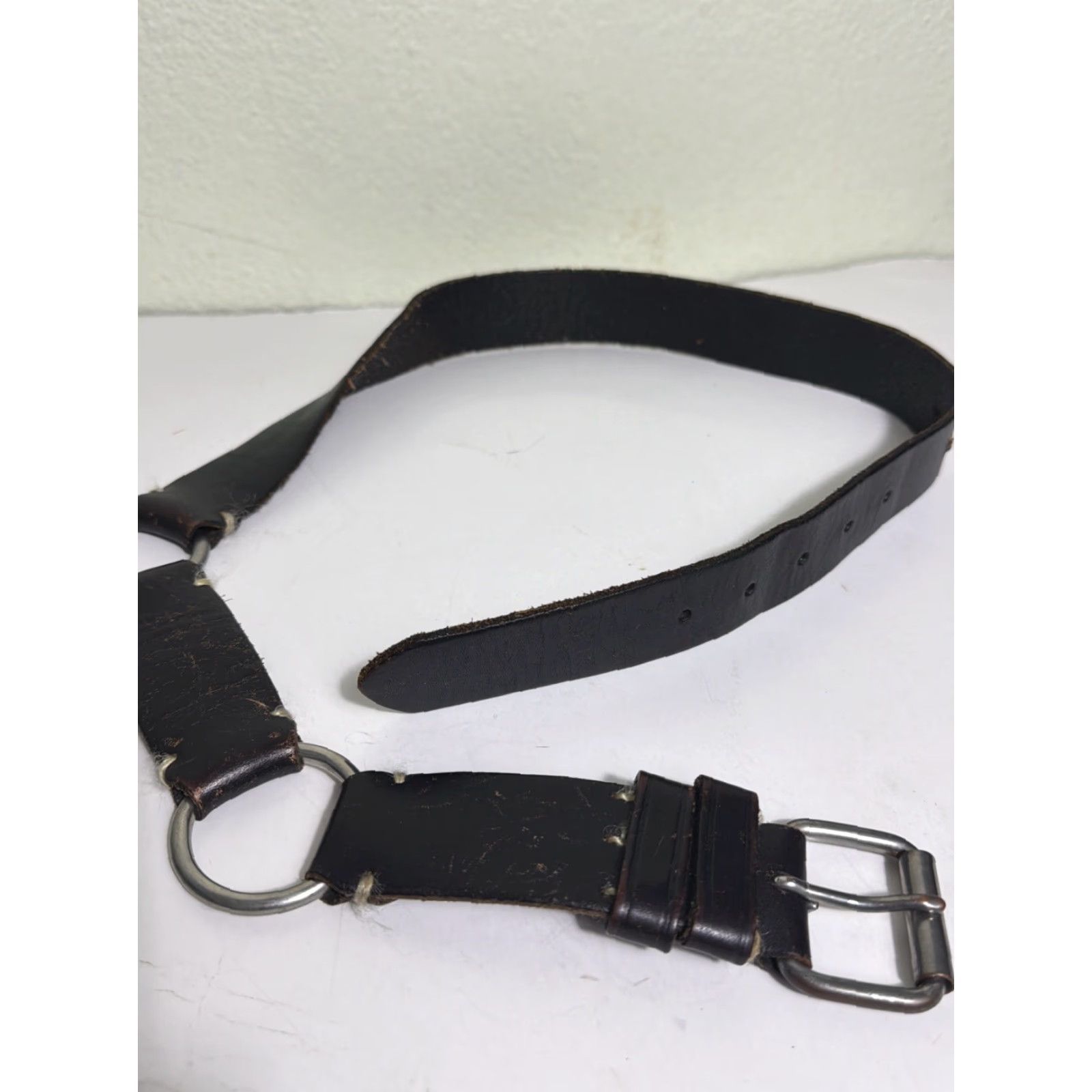 Gap VINTAGE Gap Black Leather Belt Double Metal Loop Flaw Holes Size 34” Women's Small S Metal 34” Belt Women Gap Black Leather Belt 90s Y2K Size ONE SIZE - 2 Thumbnail