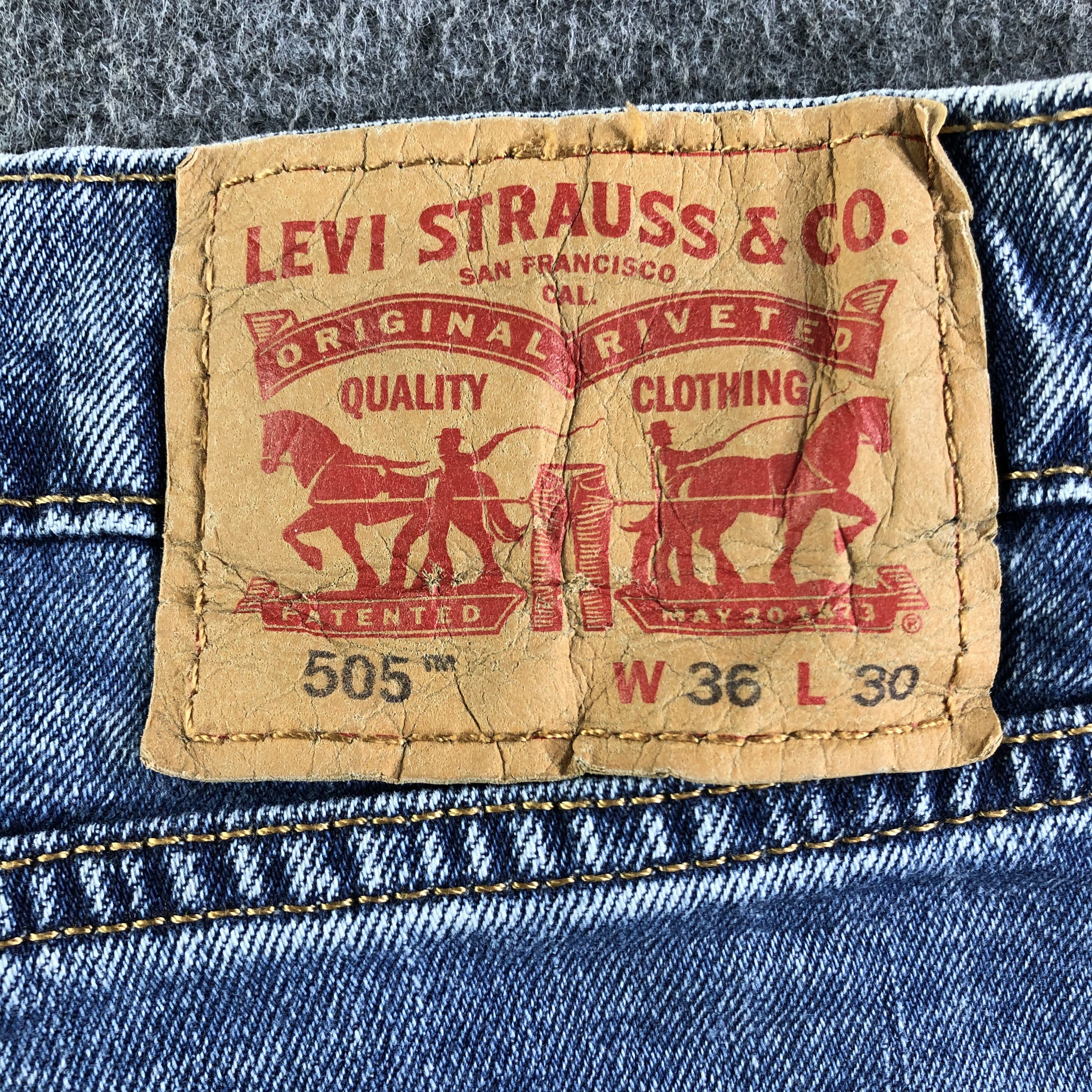 Levi's Vintage Blue Wash Levis 505 Jeans-J4359 Size US 35 - 5 Thumbnail