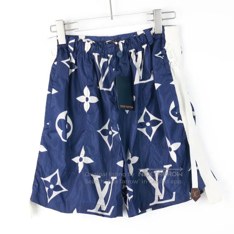 Louis Vuitton Louis Vuitton Blue Bermuda presbyopic logo shorts Size US 36 / EU 52 - 2 Thumbnail