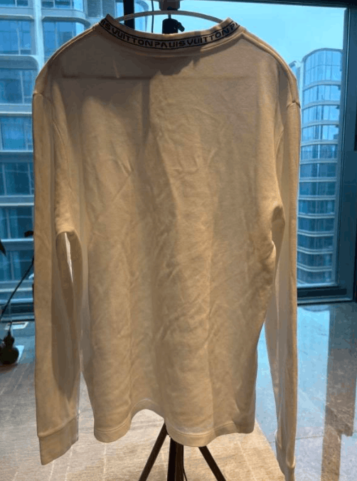 Louis Vuitton Louis Vuitton Long Sleeve T-shirt Size US M / EU 48-50 / 2 - 2 Thumbnail