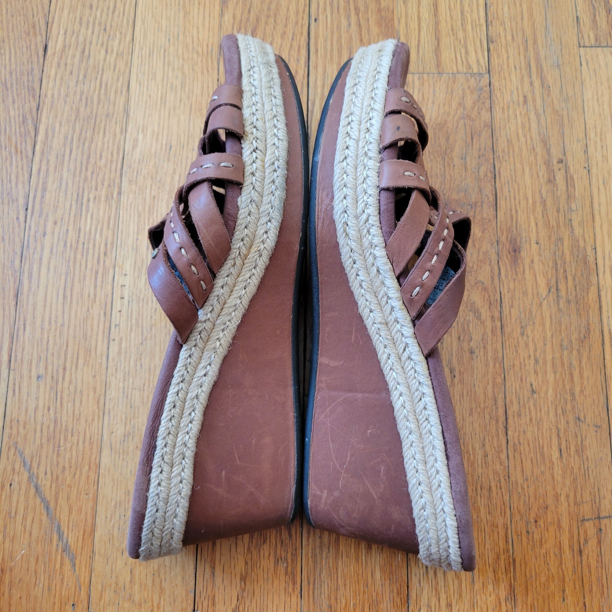 Ugg UGG 11 Brown Leather Espadrille Wedge Sandals Open Toe 10004 Size US 11 / IT 41 - 6 Thumbnail