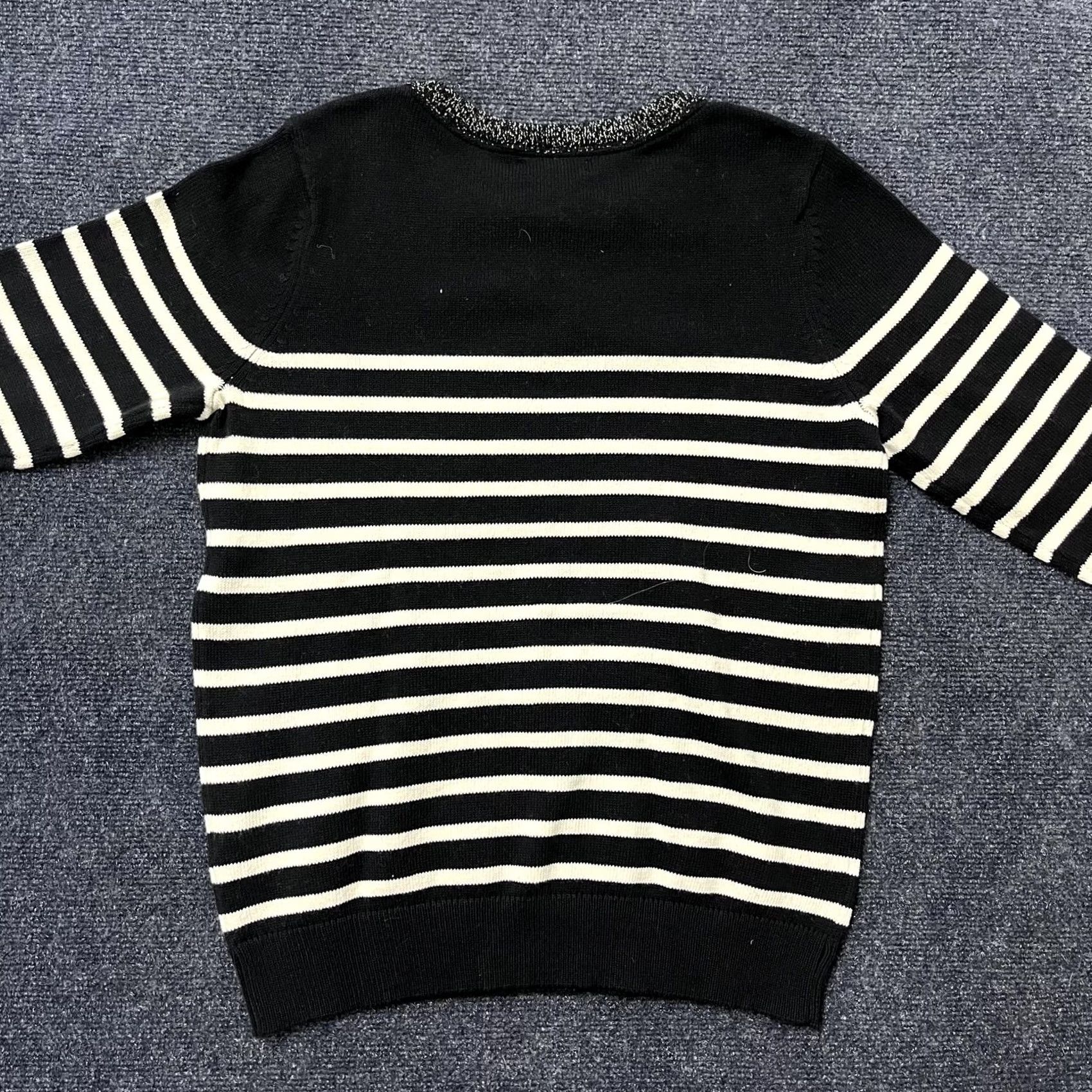 Charter Club Charter Club Sweater Womens Medium Black White Stripe Crewneck Shoulder Buttons Size M / US 6-8 / IT 42-44 - 4 Thumbnail