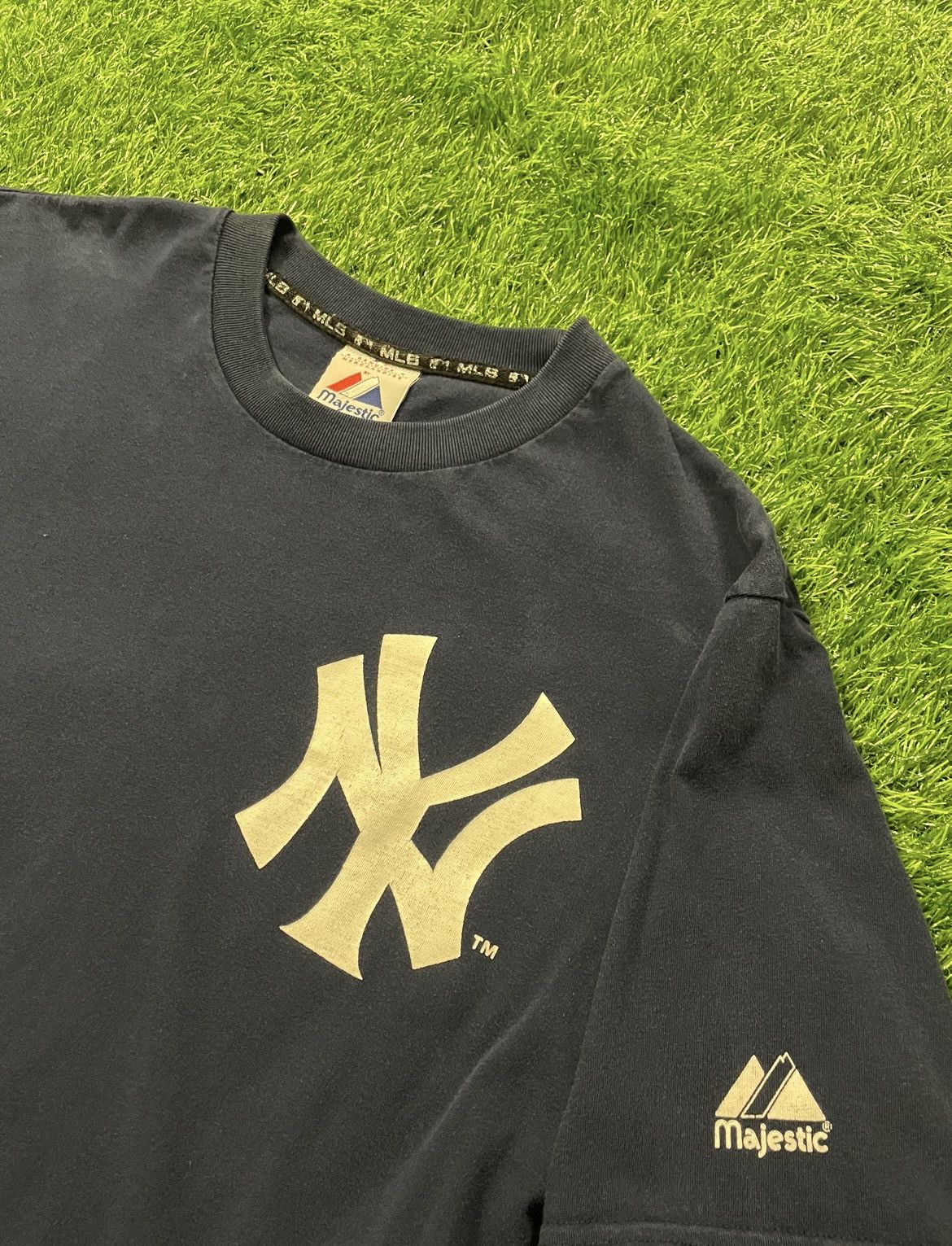 MLB Majestic Mlb New York Yankees Derek Jeter Tee Shirt Size M Size US M / EU 48-50 / 2 - 3 Thumbnail