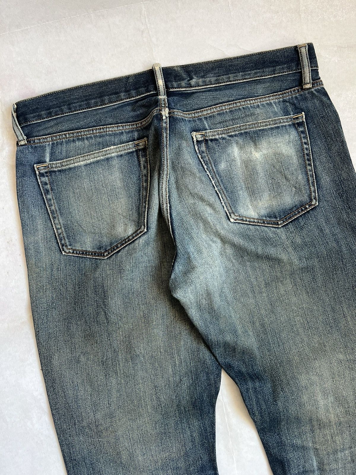 Uniqlo Uniqlo Regular Straight distressed and aging denim Size US 38 / EU 54 - 11 Thumbnail