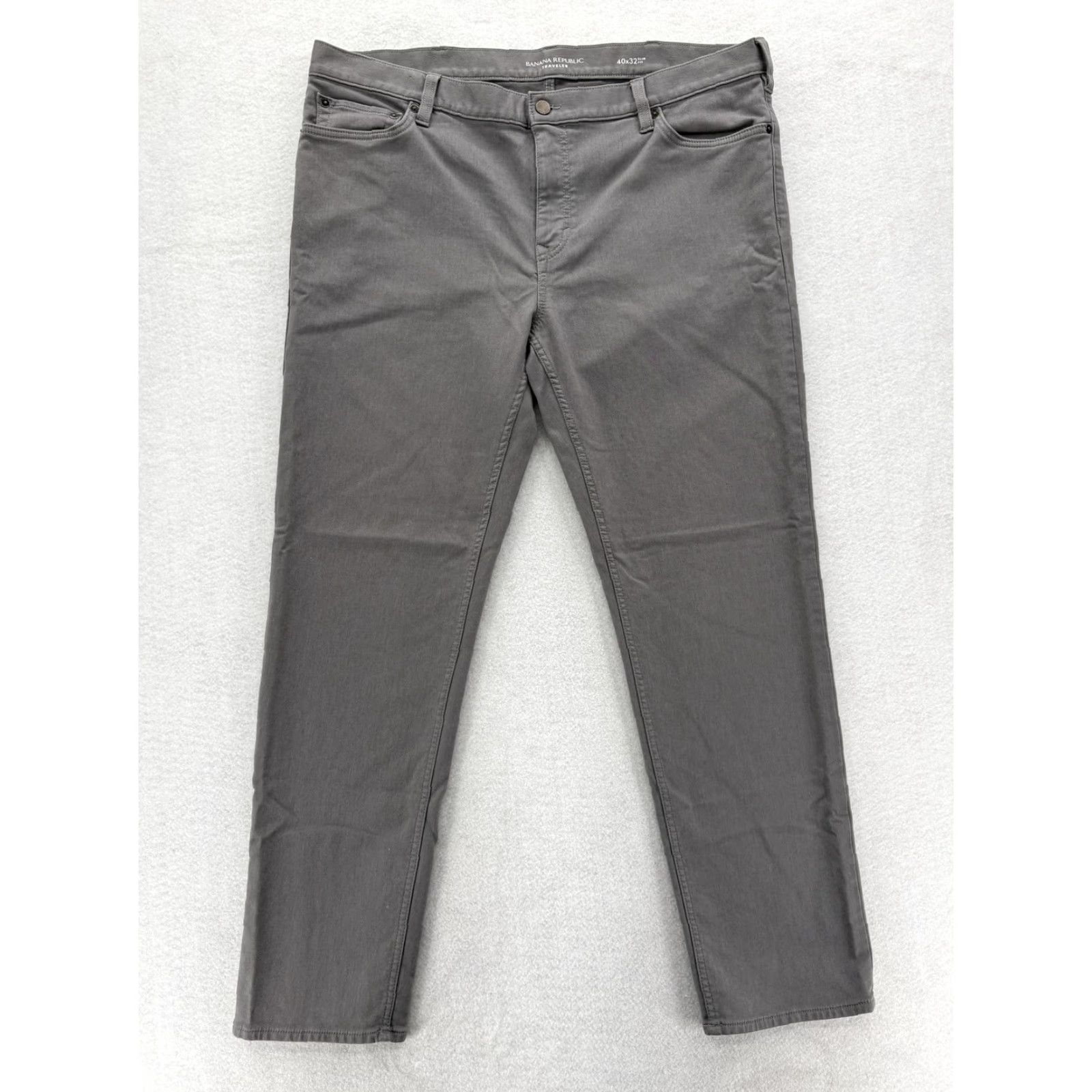 Banana Republic Banana Republic Traveler Pants Mens 40x32 Gray Slim Fit Stretch Chinos Casual Pants Slim Fit Mens Gray Traveler Chinos Casual Banana Republic Size US 40 / EU 56 - 2 Thumbnail