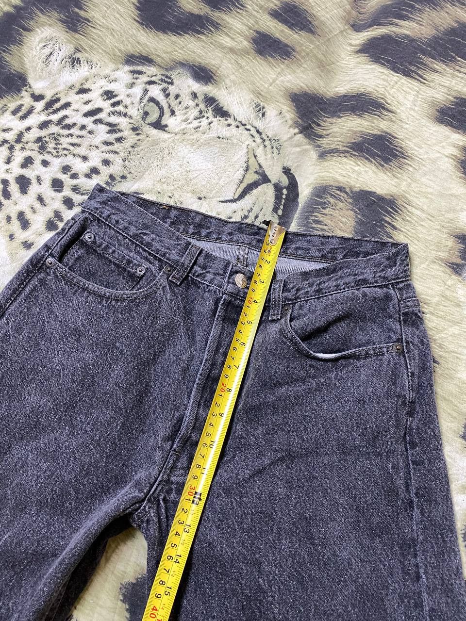 Levi's × Vintage Vintage Levis 501 Light Wash Denim Jeans High-Waisted Size 30" / US 8 / IT 44 - 12 Thumbnail