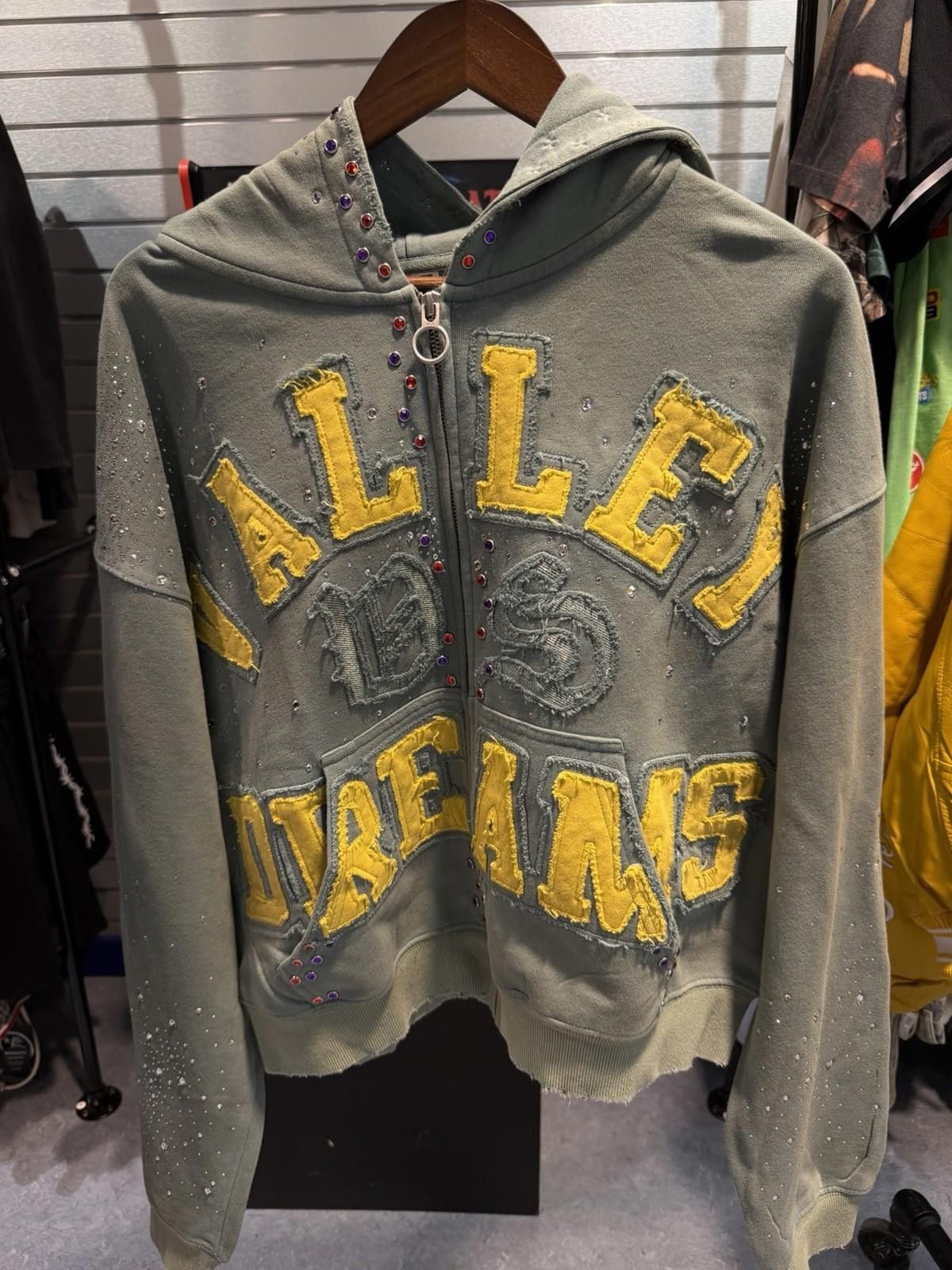 Vale M - Vale Zip Up Green Stone Studded Hoodie Authentic Valley Size US M / EU 48-50 / 2 - 1 Thumbnail