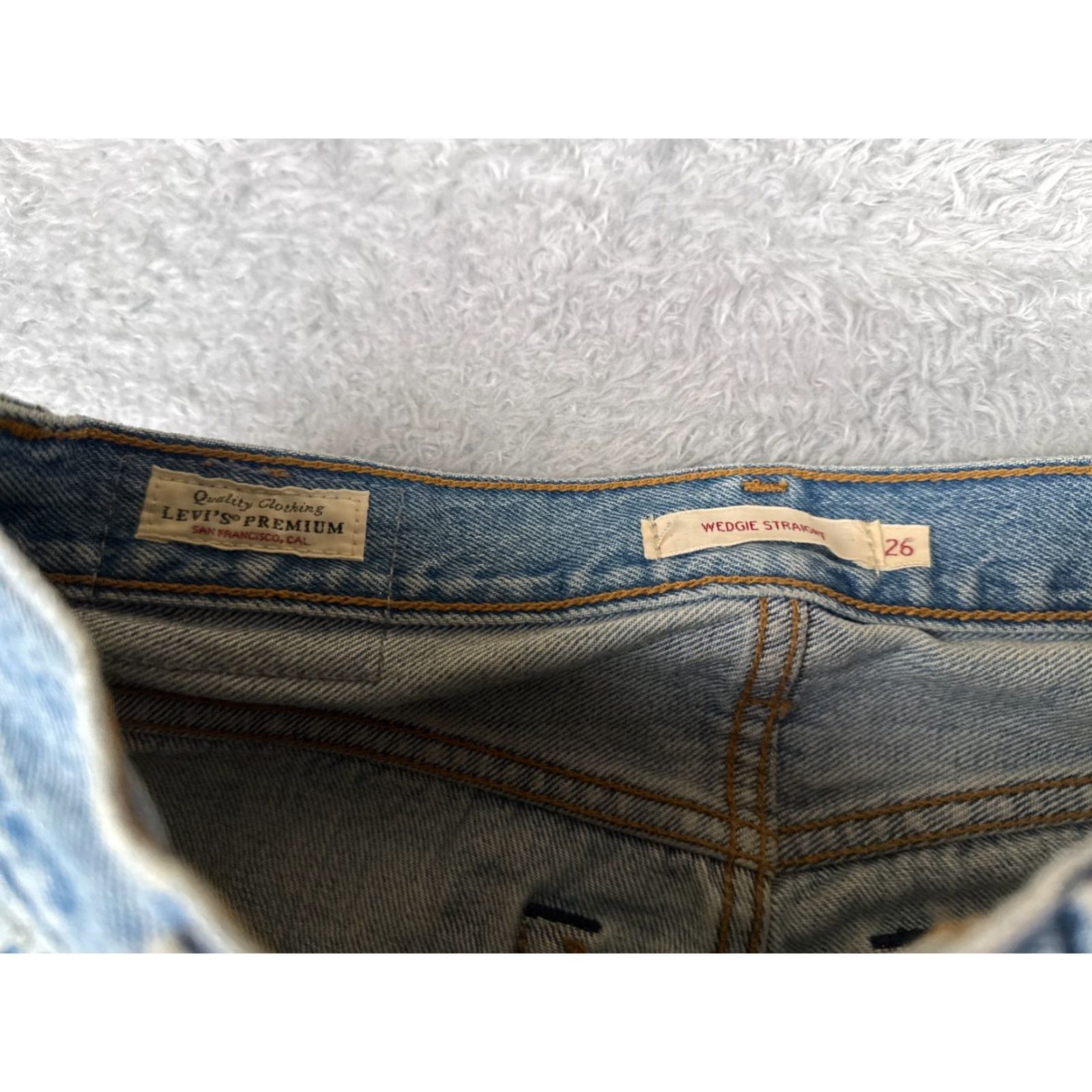 Levi's Levis Premium Jeans Women 26 Blue Denim Wedgie Distressed Stained 26x26 Jeans Size 26" / US 2 / IT 38 - 6 Thumbnail