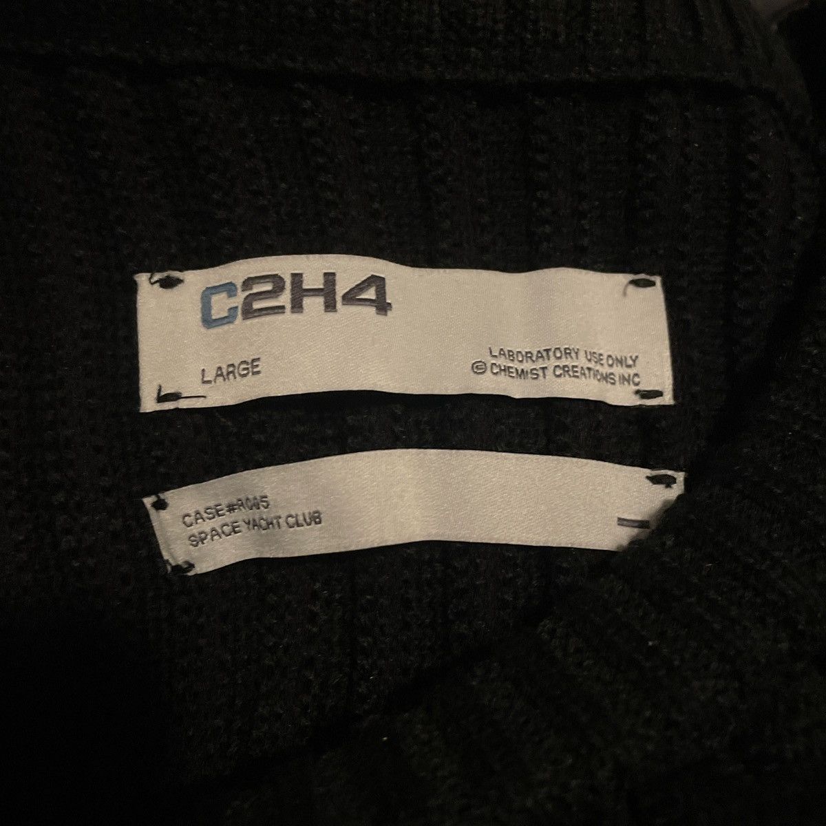 C2H4 C2H4 Black Knit Sweater size large Size US L / EU 52-54 / 3 - 3 Thumbnail