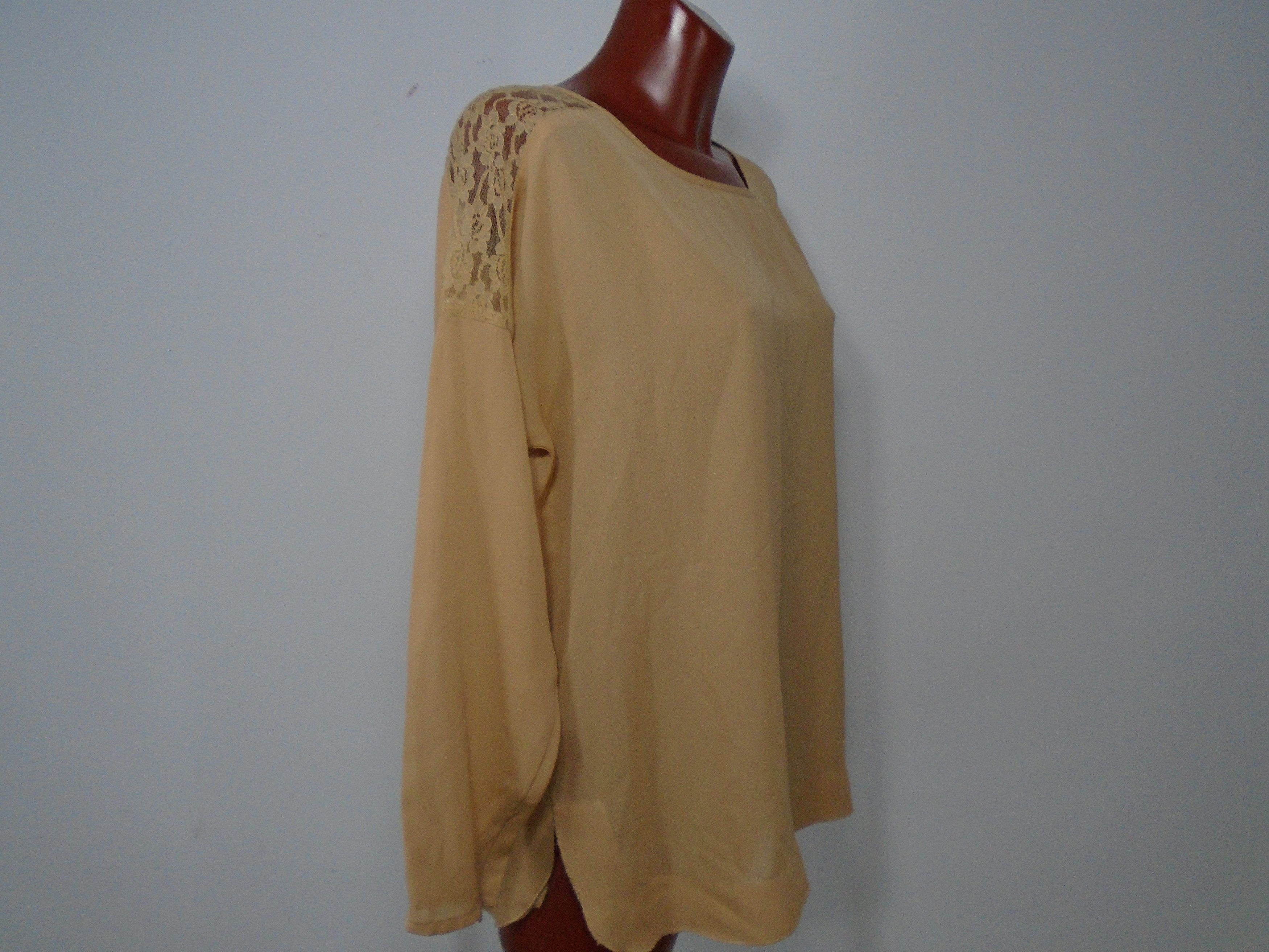 Other Women's Blouse Urban. Beige. XL. Used. Very good condition Size XL / US 12-14 / IT 48-50 - 7 Thumbnail