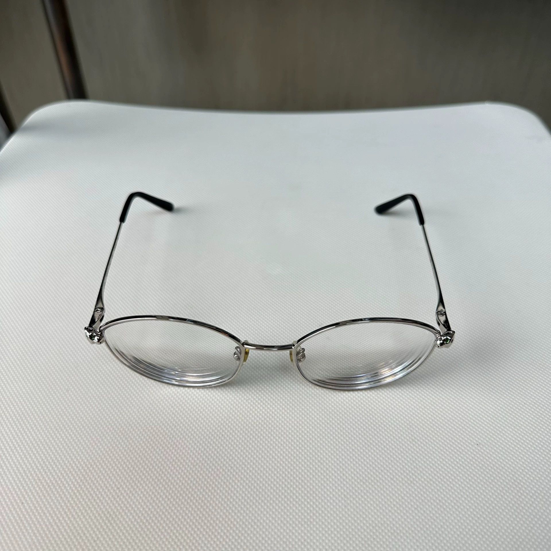 Cartier Panther Round Silver Frame CT0234O