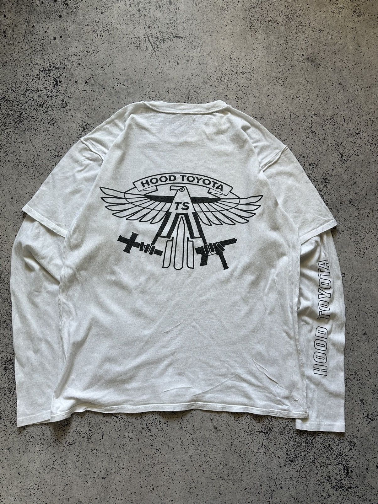 Travis Scott 2016 Travis Scott Hood Toyota Pop Up Longsleeve Size M USA Size US M / EU 48-50 / 2 - 1 Thumbnail