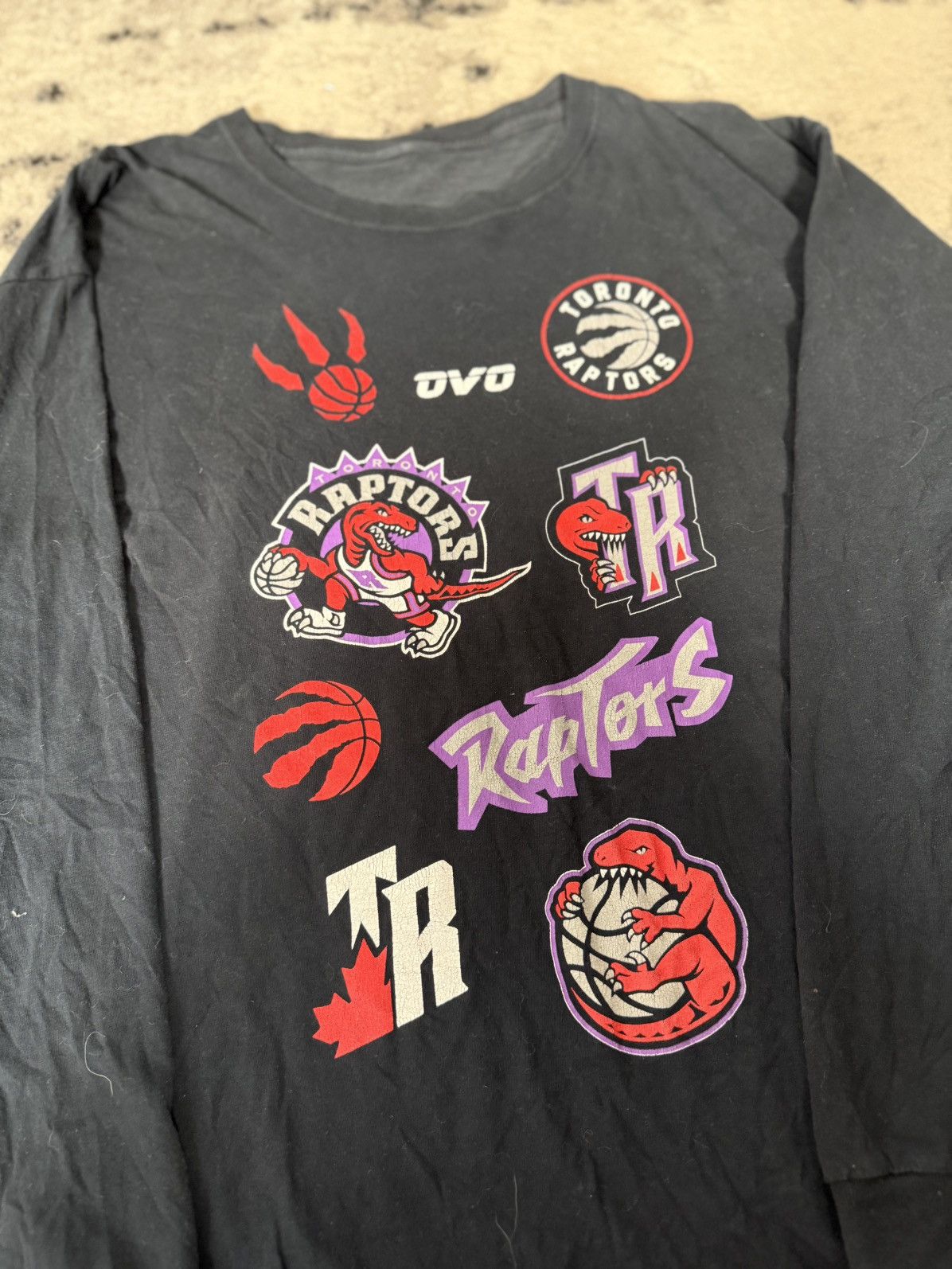 October's Very Own Ovo Drake x Toronto Raptors NBA Multi Logo LS T-Shirt Size US XL / EU 56 / 4 - 3 Thumbnail