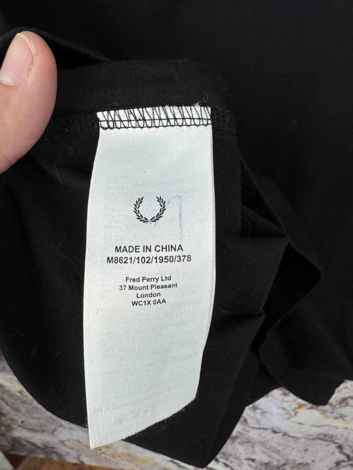 Fred Perry Mens Fred Perry Black T-Shirt Laurel Wreath Logo Size Large Size US L / EU 52-54 / 3 - 7 Thumbnail