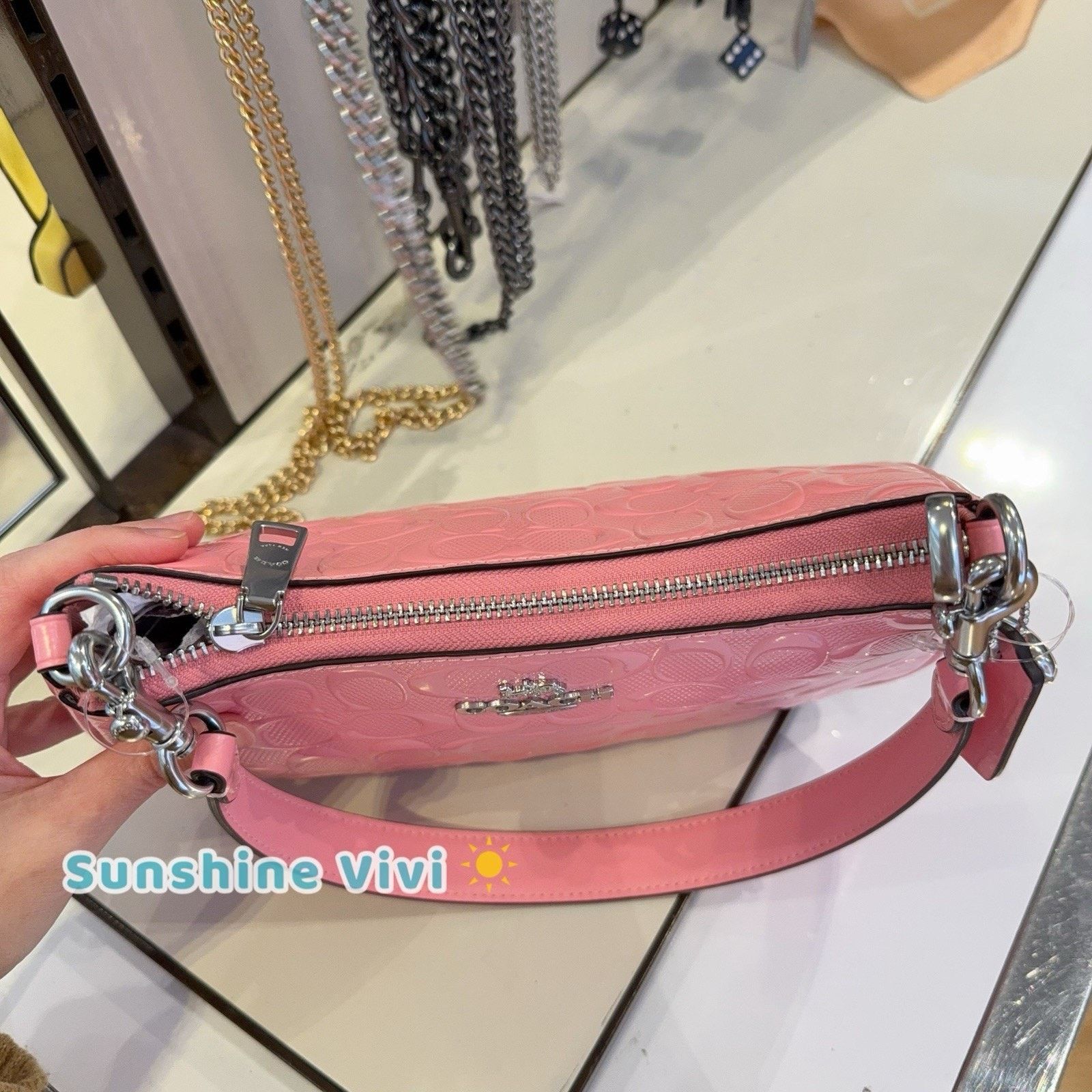 Coach NWT Coach CDA98 Teri Shoulder Bag Leather Heart Charm Pink Size ONE SIZE - 5 Thumbnail