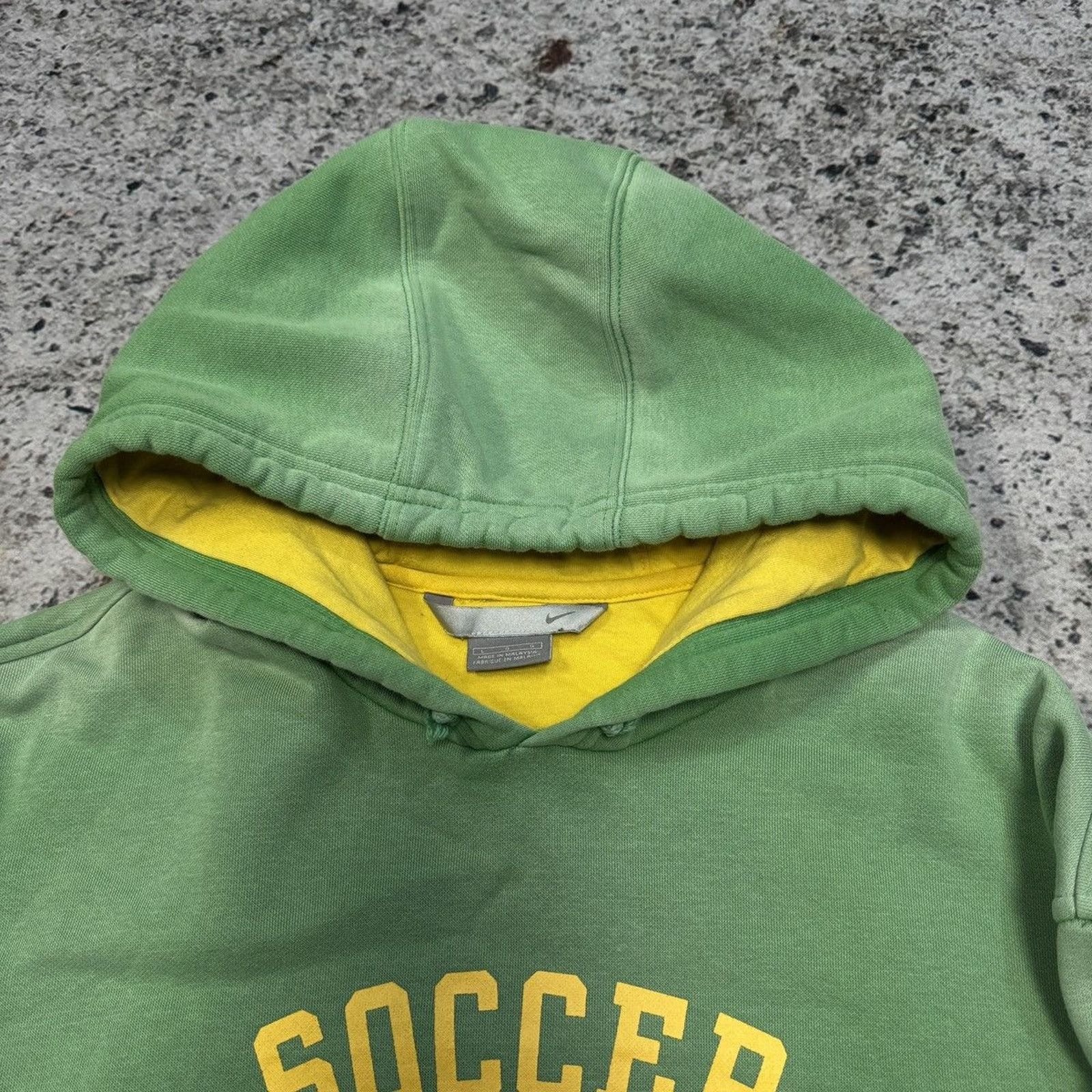 Nike Vintage Faded Green Nike Soccer Hoodie Size US L / EU 52-54 / 3 - 5 Thumbnail