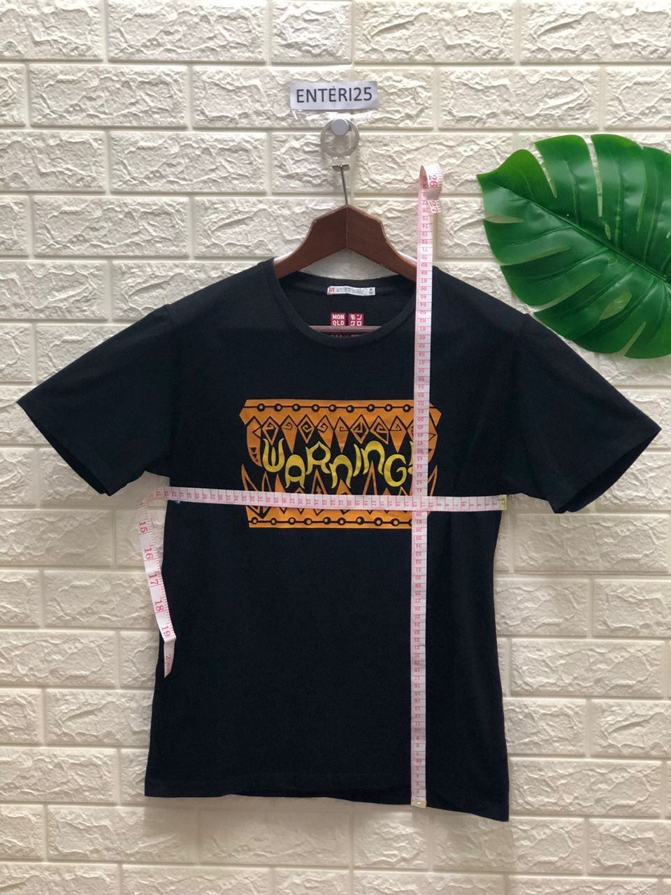 Japanese Brand MONSTER HUNTER x UNIQLO BLACK TEE evil joe Size US L / EU 52-54 / 3 - 7 Thumbnail