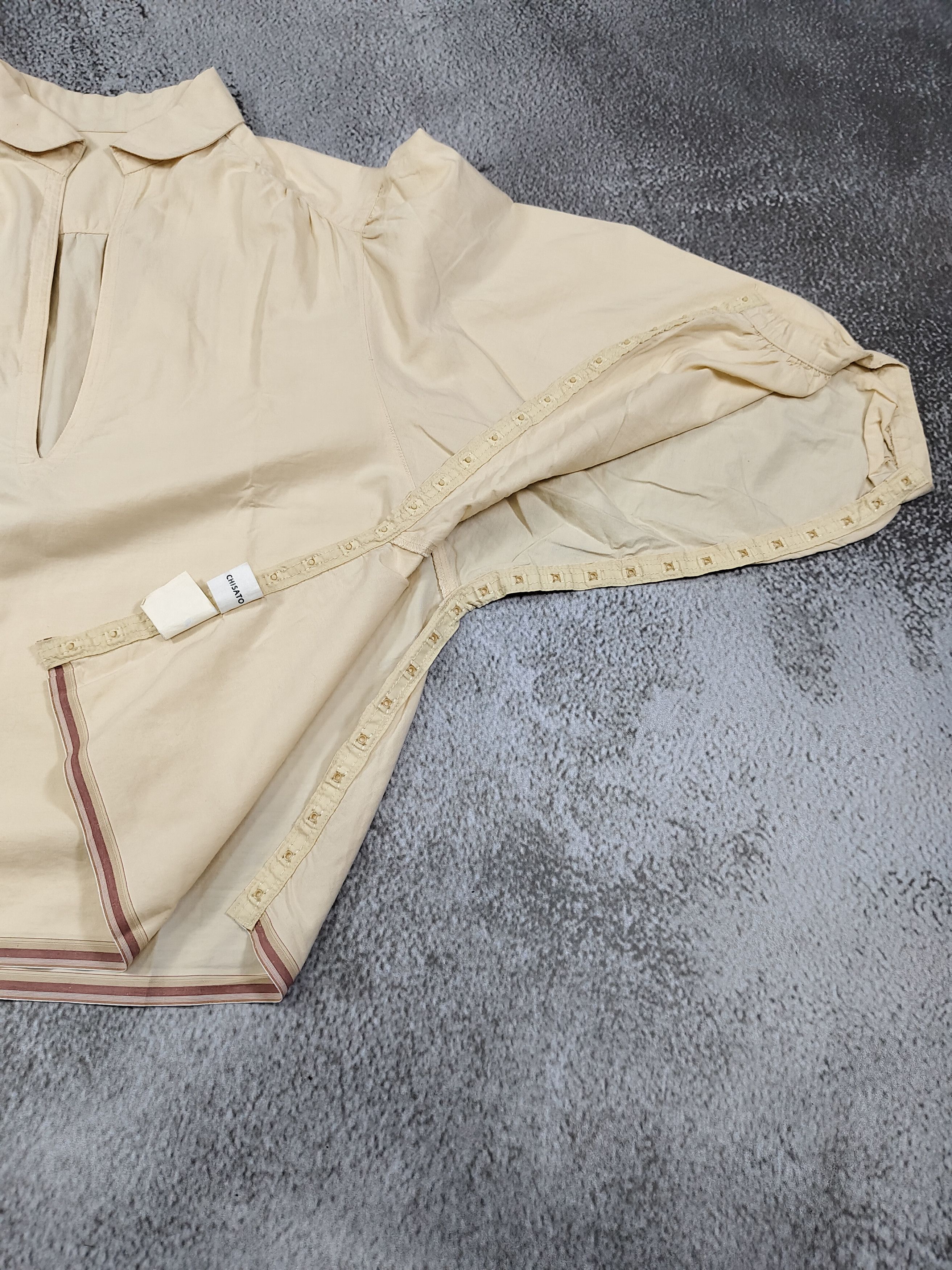 Tsumori Chisato 2000s Tsumori chisato- Deep V Placket Puff Sleeve Cropped Size L / US 10 / IT 46 - 9 Thumbnail