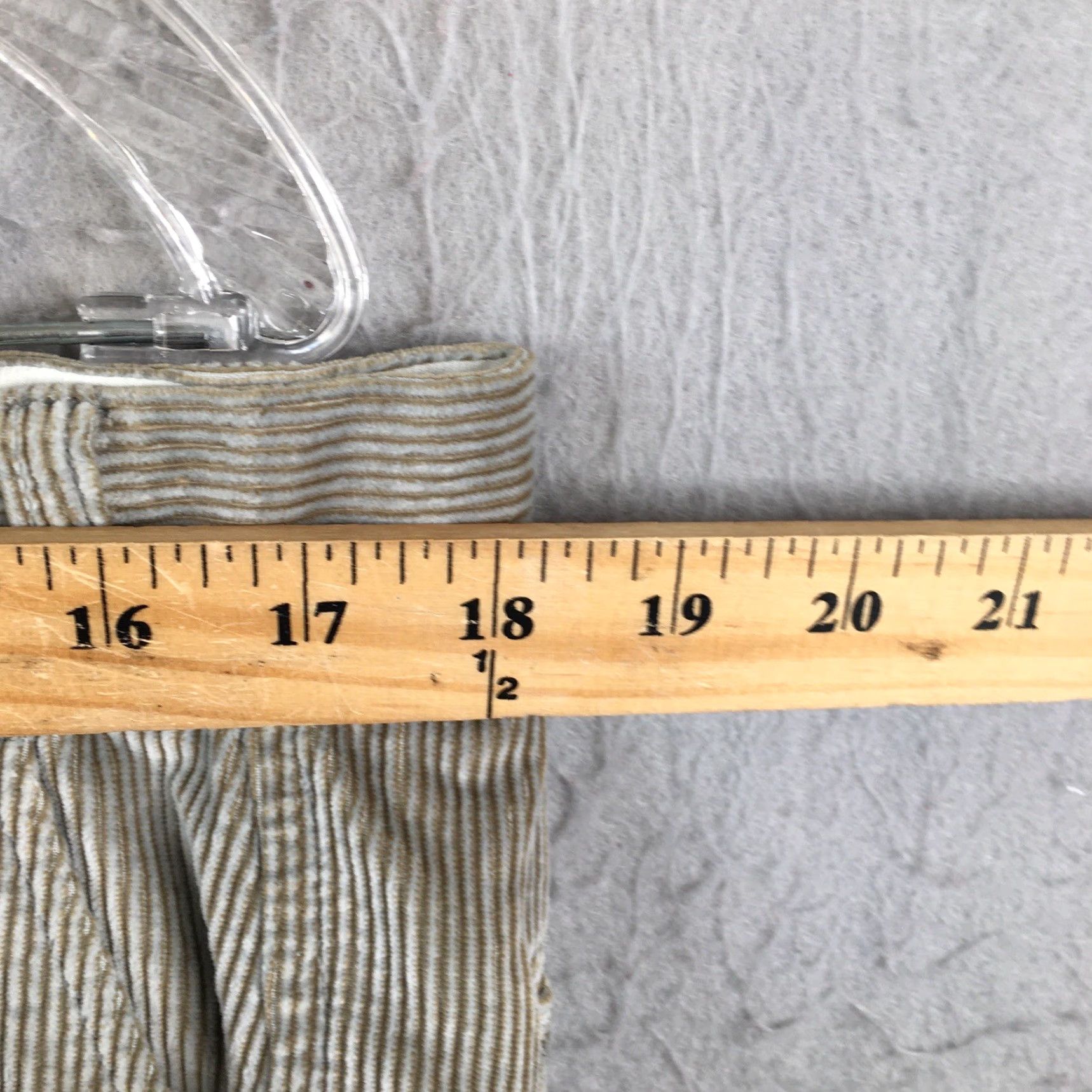 Vintage VINTAGE Bullock & Jones Pants Mens 36 Straight Leg Corduroy Grey Classic Regular Waist 36 Inseam 34 City Casual Business Travel WellMade Size US 36 / EU 52 - 4 Thumbnail