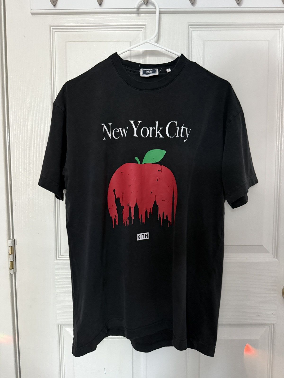 Kith Kith New York Big Apple Tee - black Size US S / EU 44-46 / 1 - 1 Thumbnail