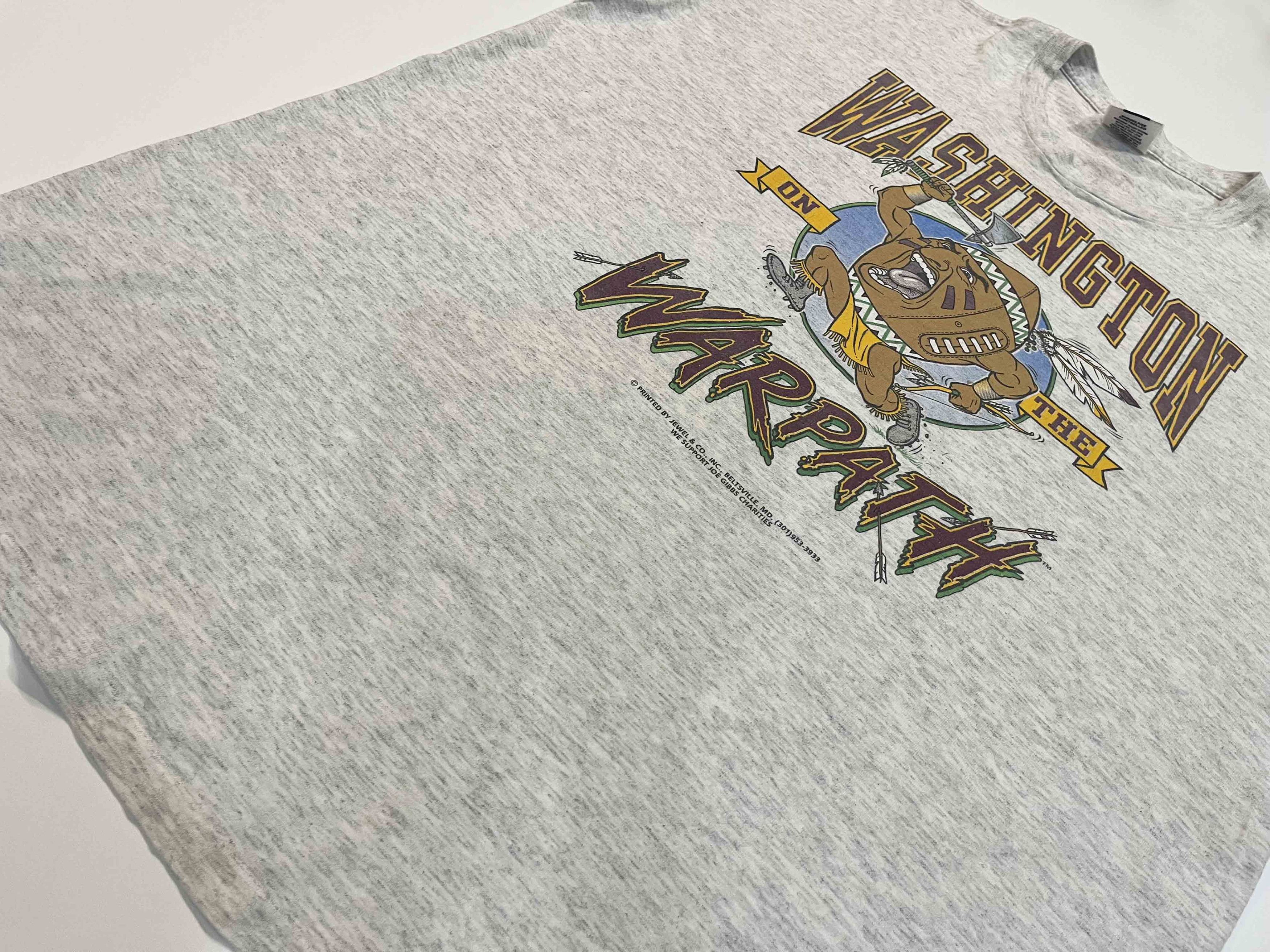 Lee × NFL × Vintage Vintage Lee NFL Washington Redskins Warpath Football T-Shirt Size US XXL / EU 58 / 5 - 8 Thumbnail