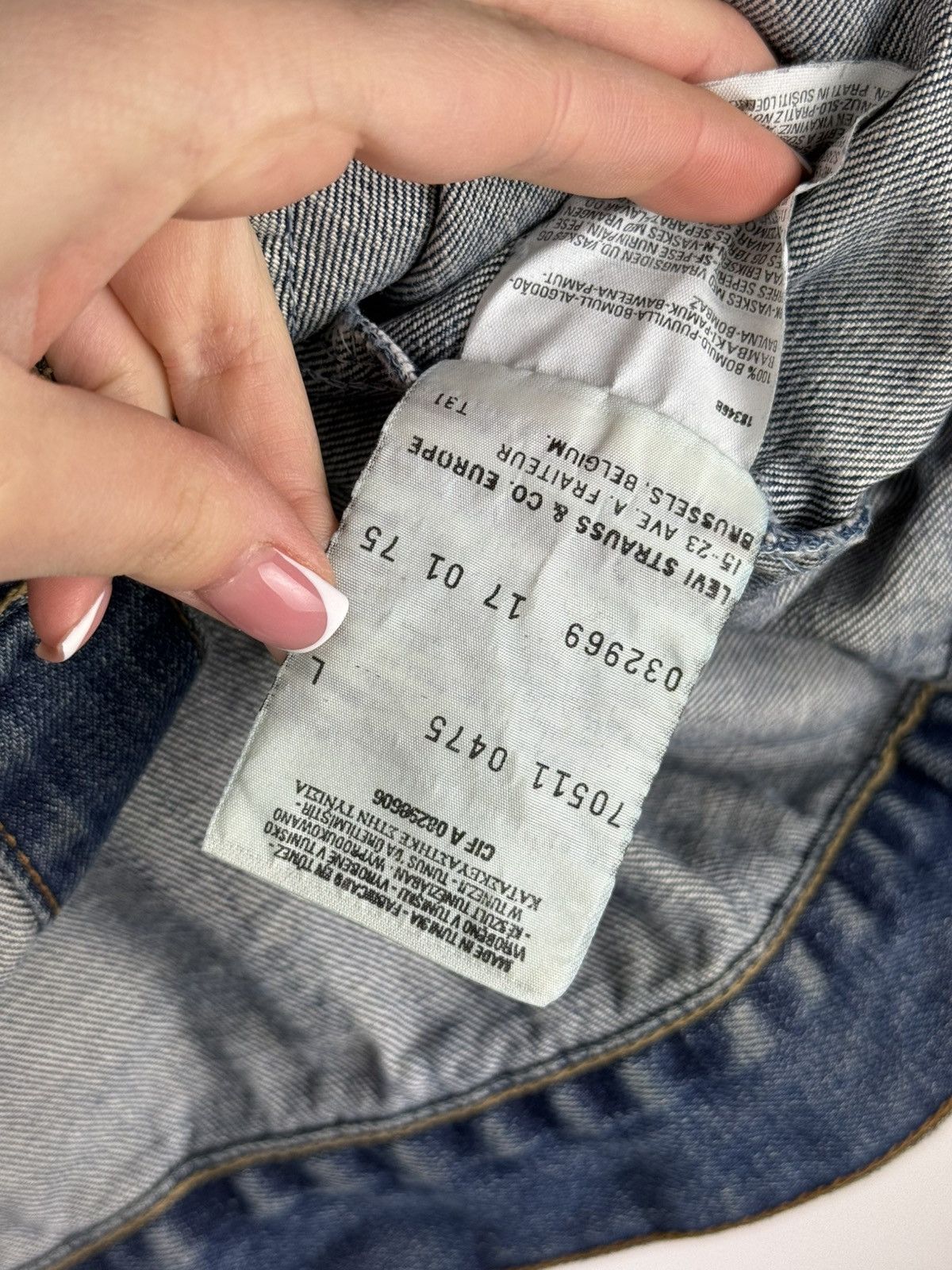 Levi's Levi’s Vintage 70511 Men’s Denim Trucker Jacket Size L Size US L / EU 52-54 / 3 - 18 Thumbnail