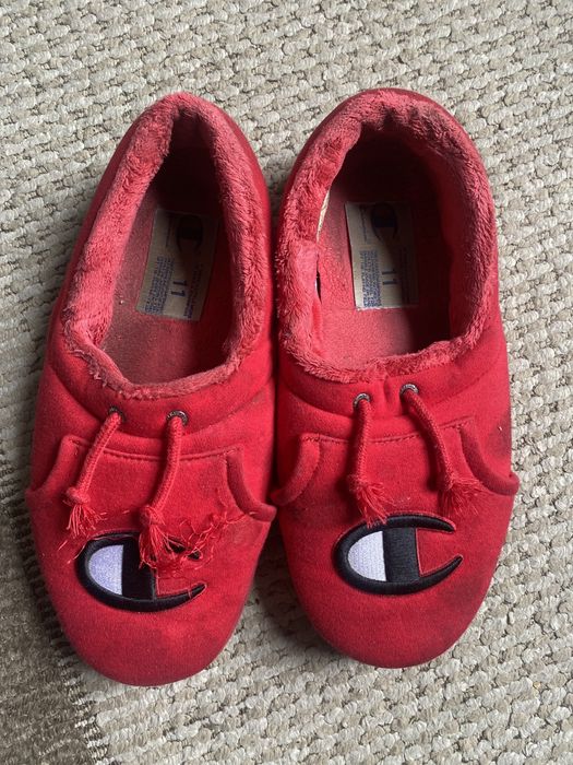 Champion best sale sweatshirt slippers